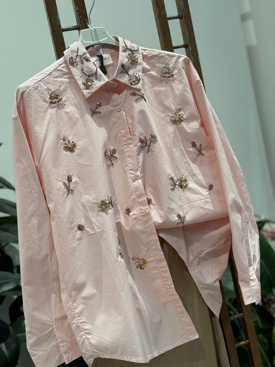 Amelie Follies (Michelle)