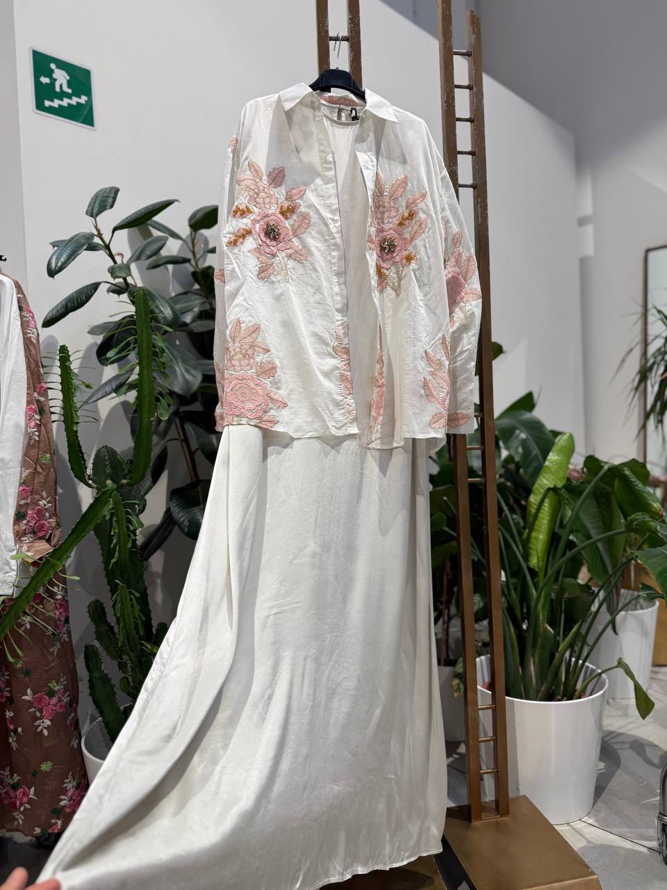 Amelie Follies (Michelle)