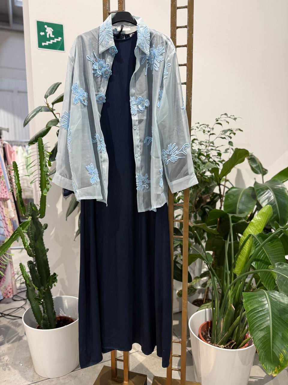 Amelie Follies (Michelle)