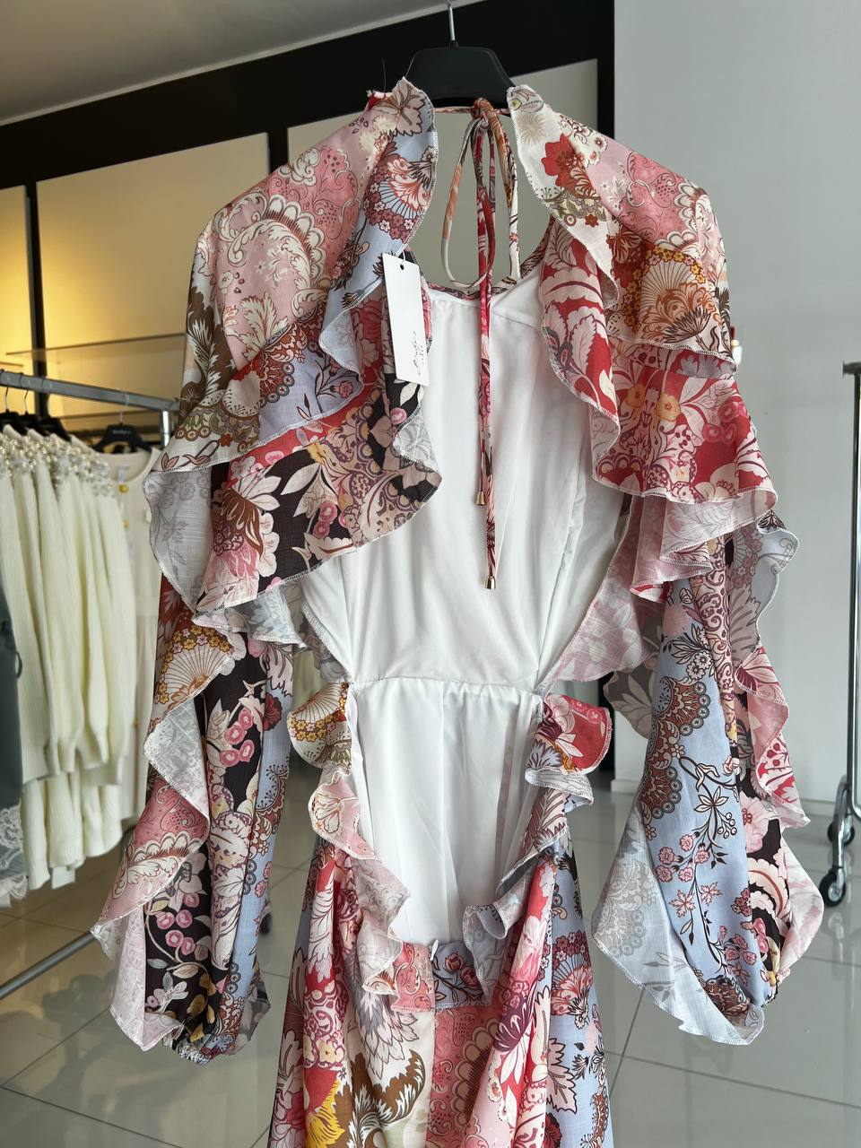 Фото Kitana (Rinascimento, Большие размеры)