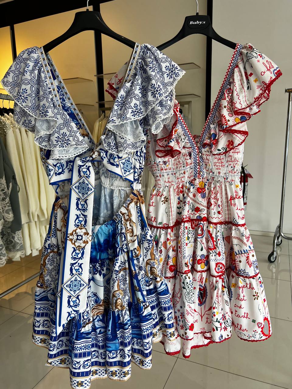 Фото Kitana (Rinascimento, Большие размеры)