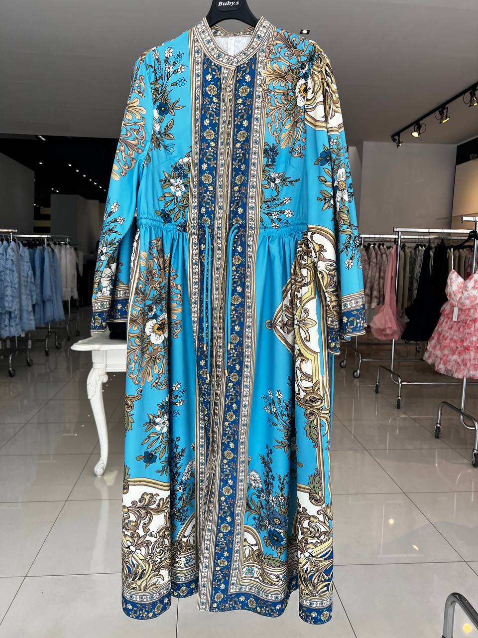 Фото Kitana (Rinascimento, Большие размеры)