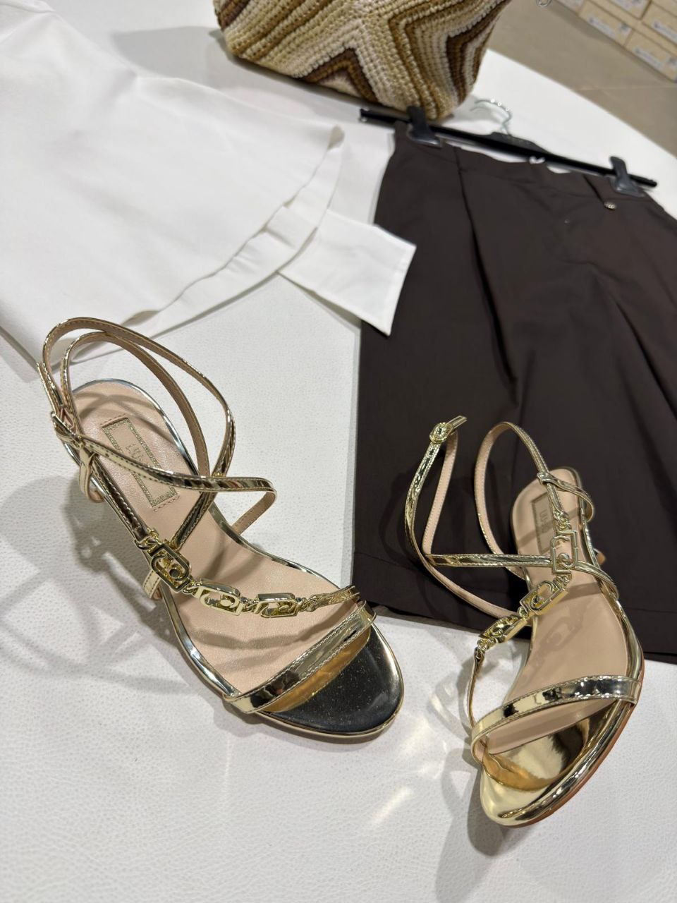 Итальянская одежда, бренд Outlet, арт. 74180537