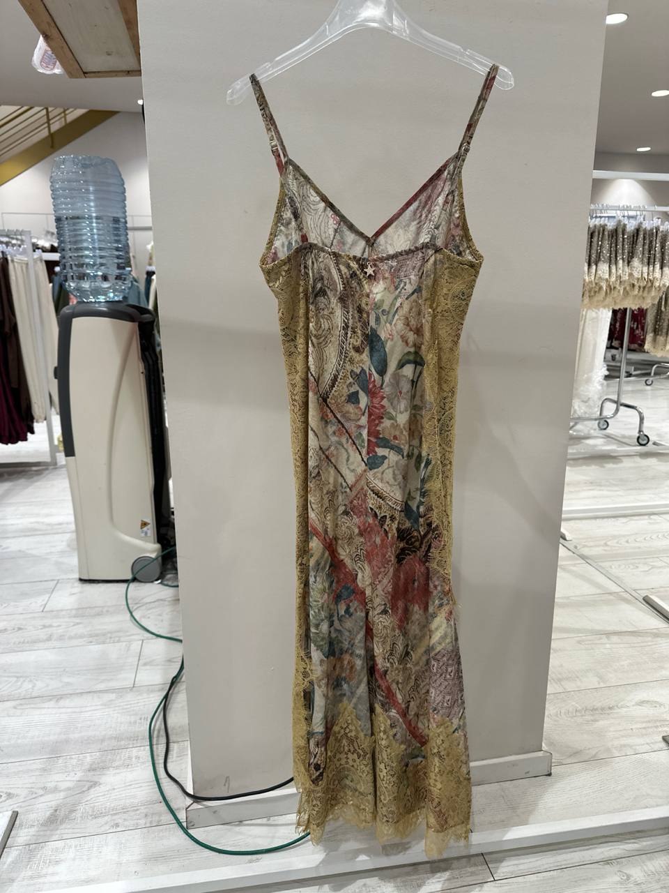 Итальянская одежда, бренд Souvenir, арт. 74198826