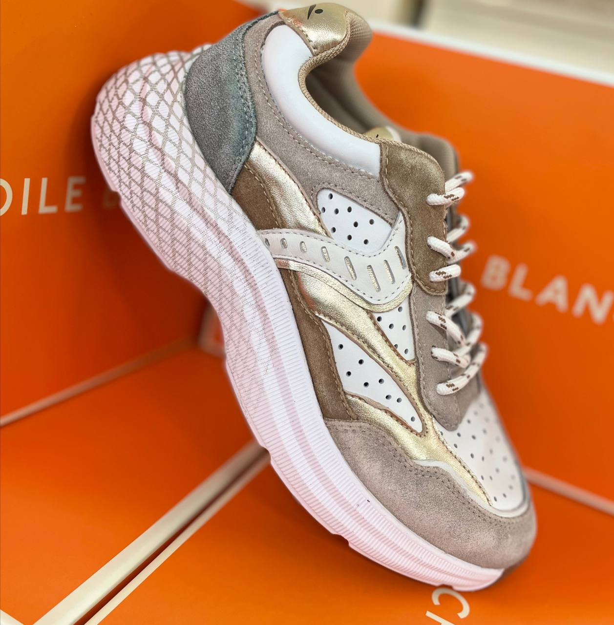 Фото Roberto Serpentini