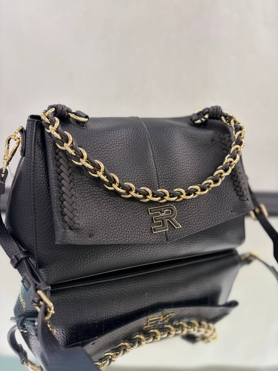 Фото Roberto Serpentini