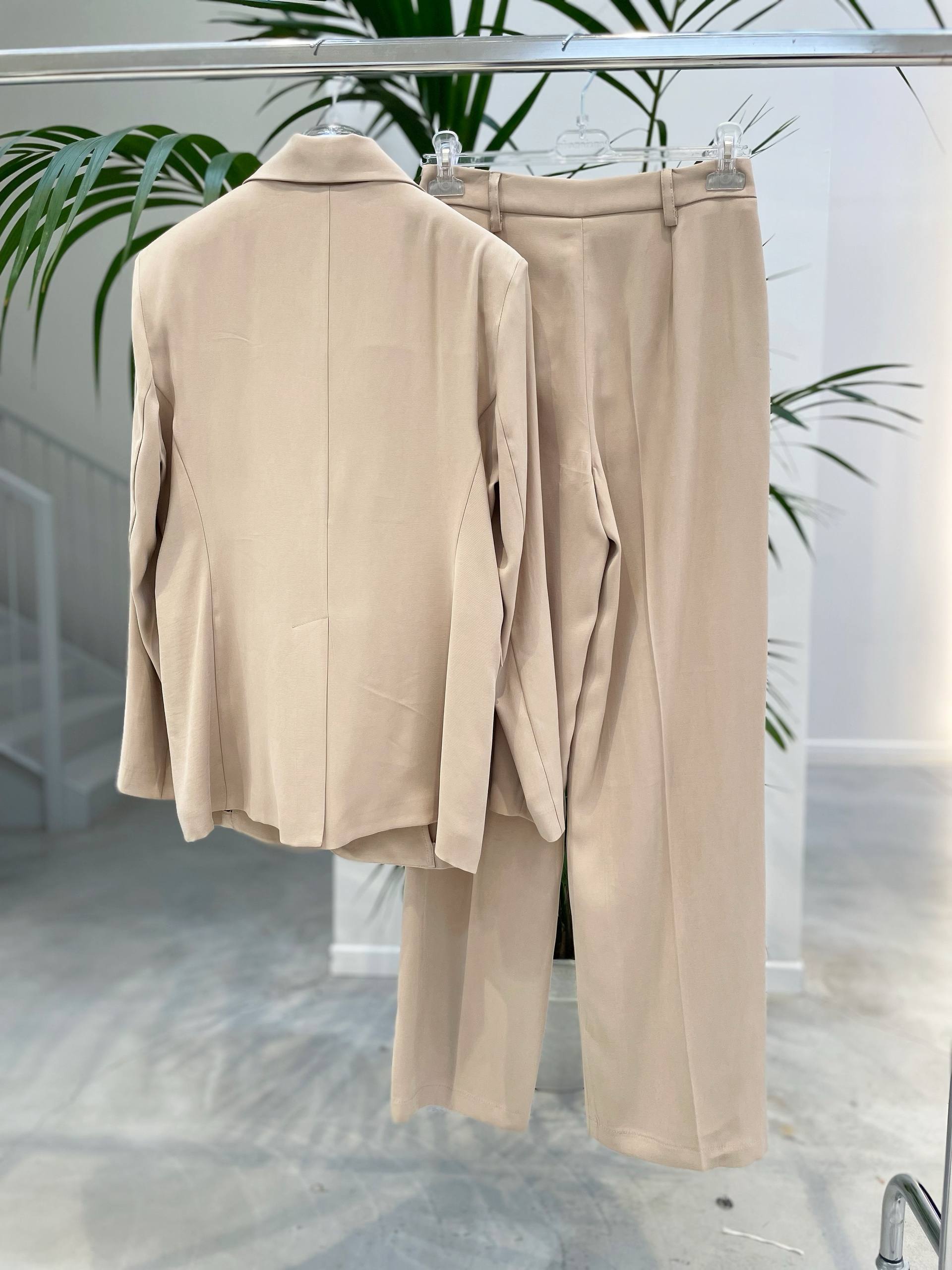 Фото Tensione in