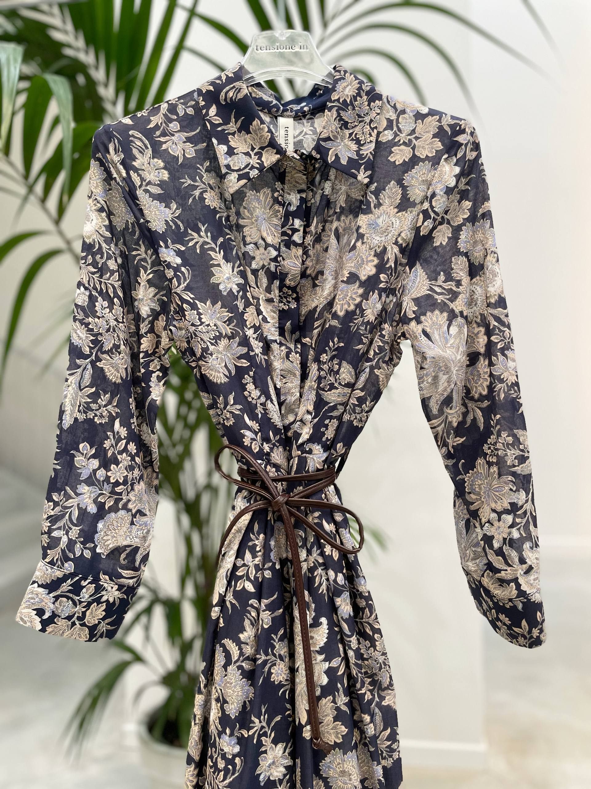 Фото Tensione in