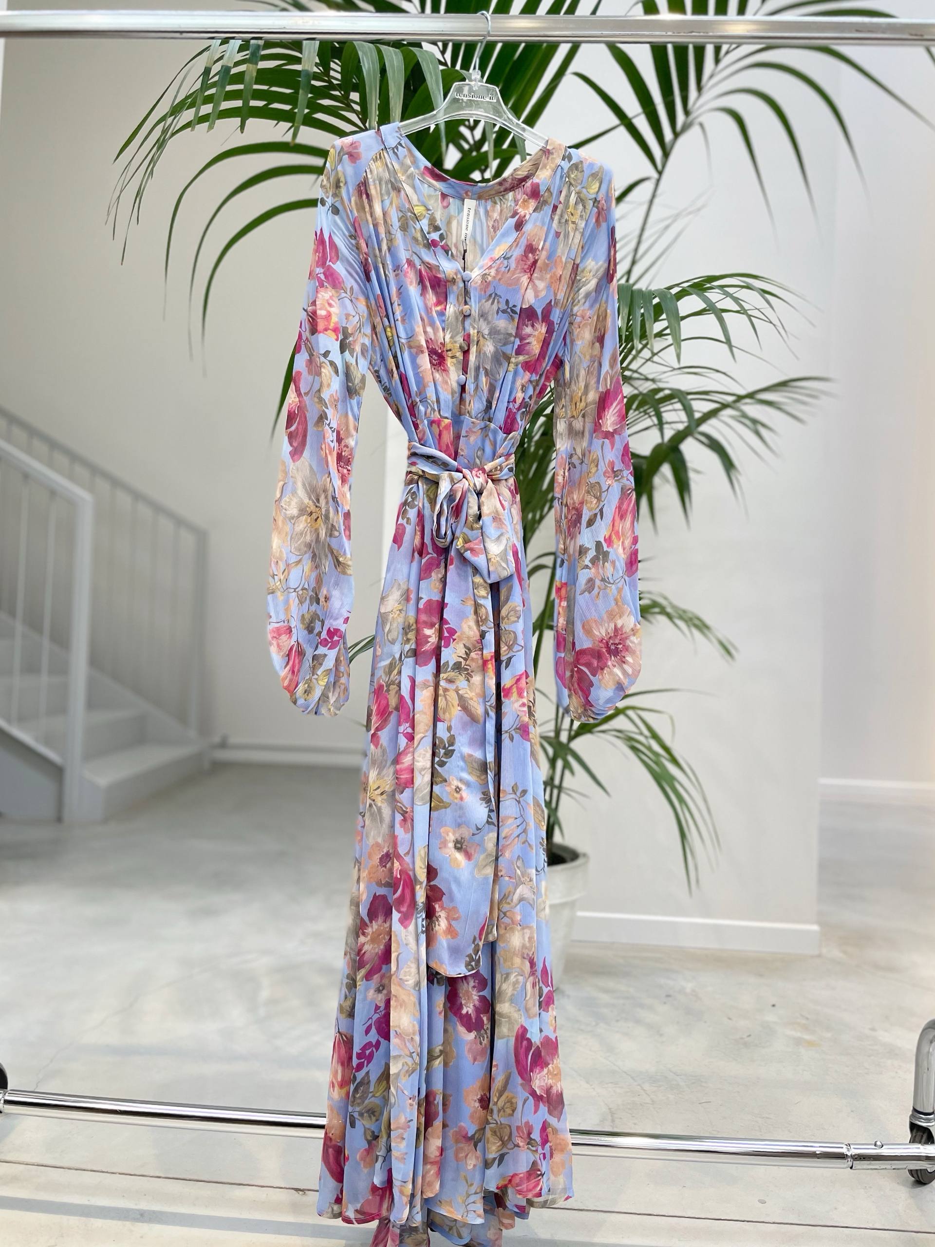 Фото Tensione in