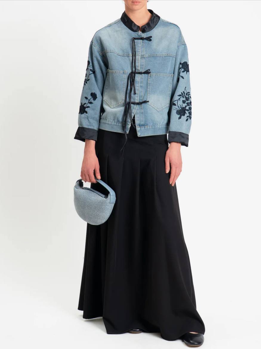 Фото Tensione in