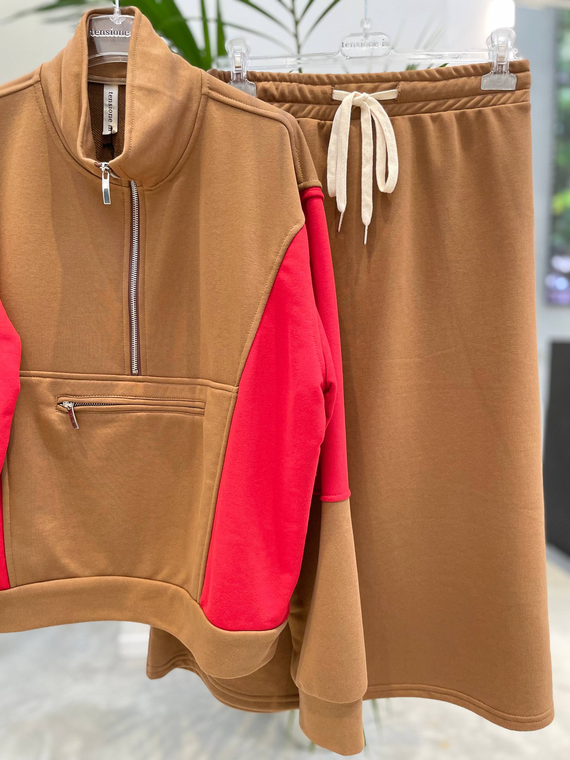 Фото Tensione in