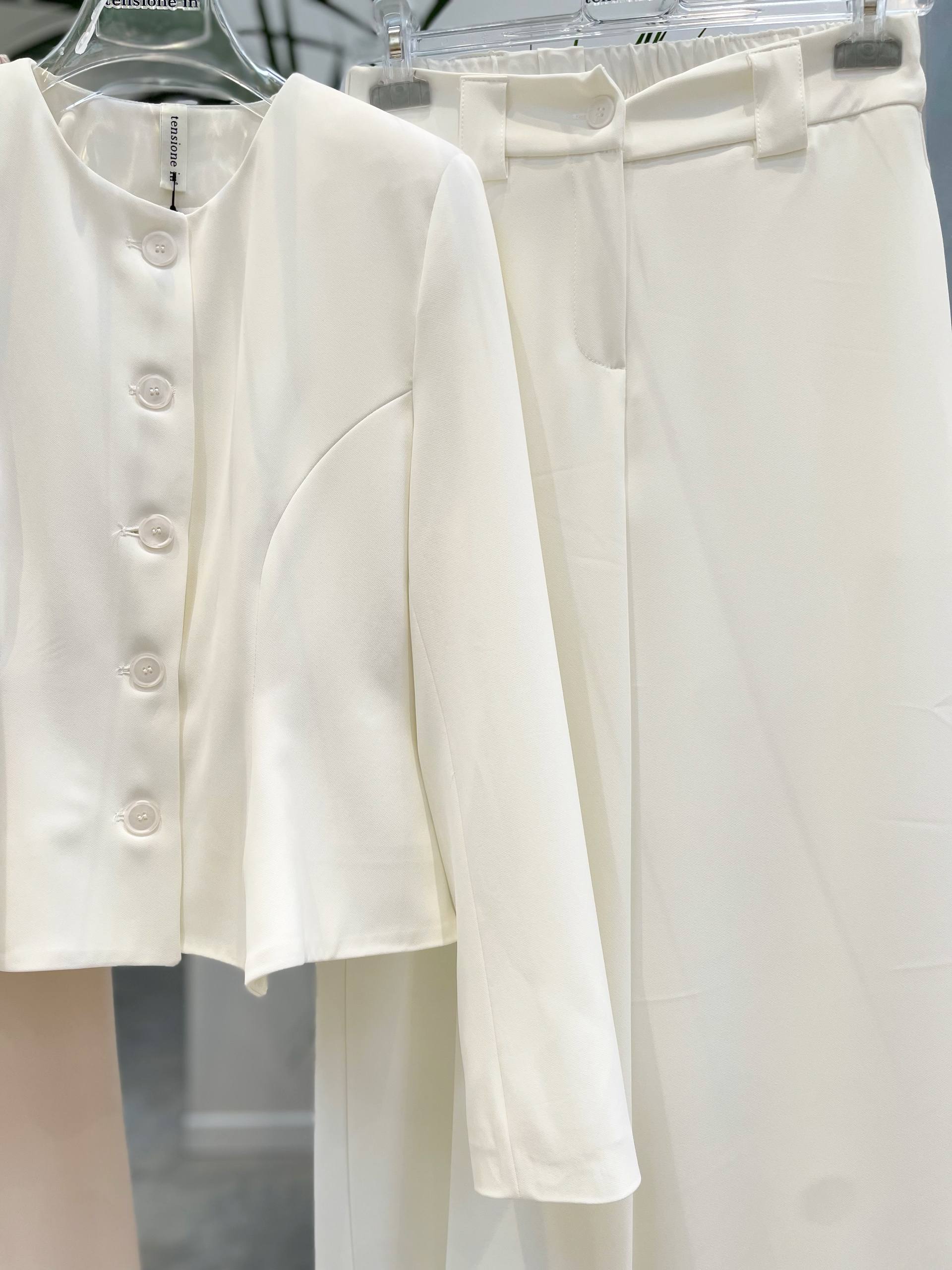 Фото Tensione in