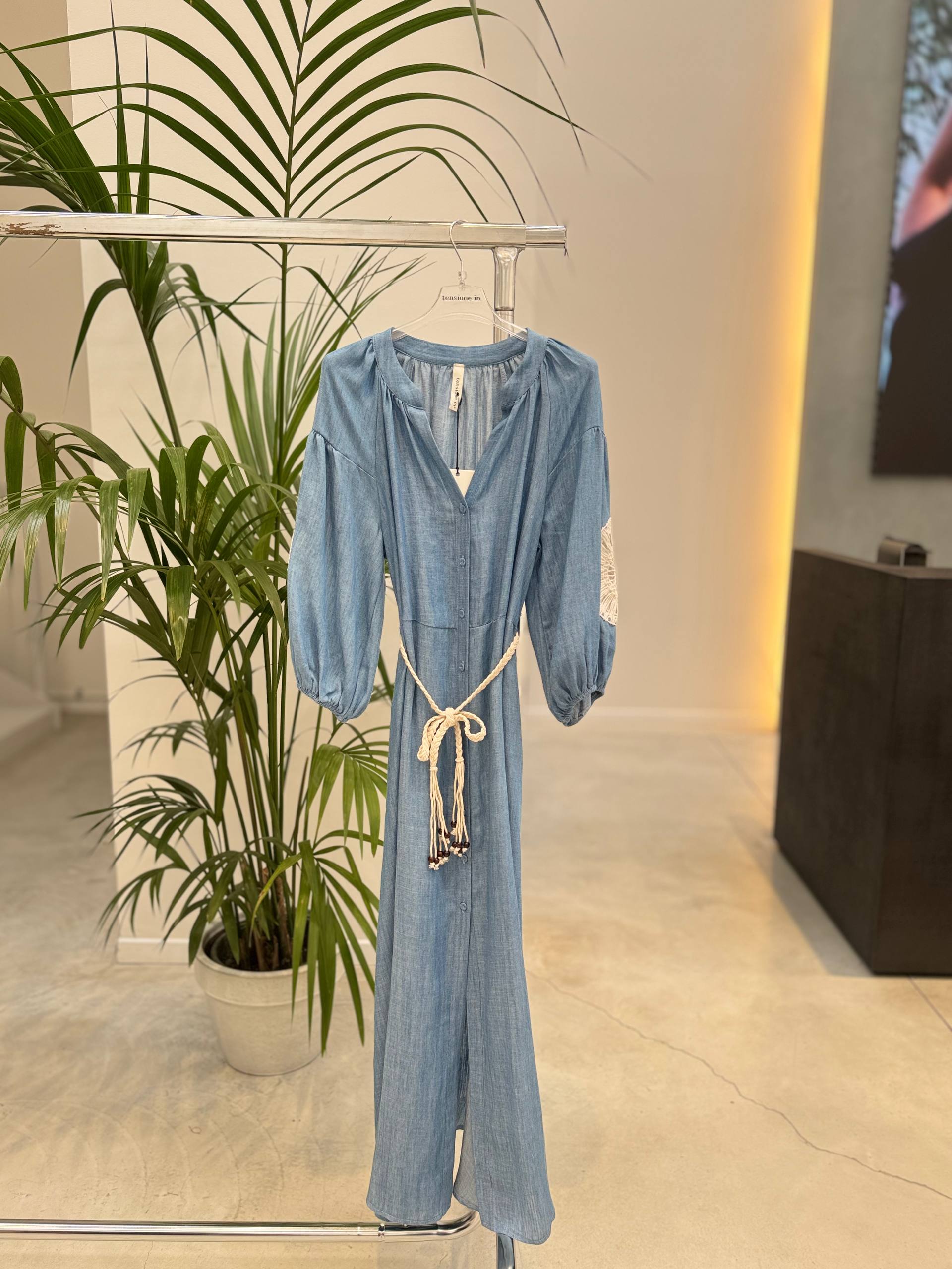 Фото Tensione in