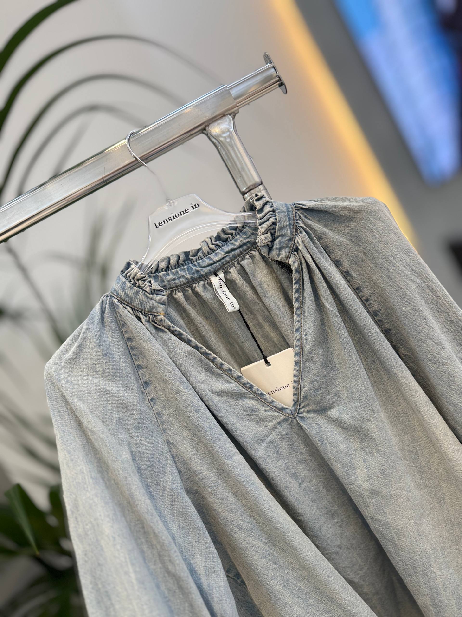 Фото Tensione in