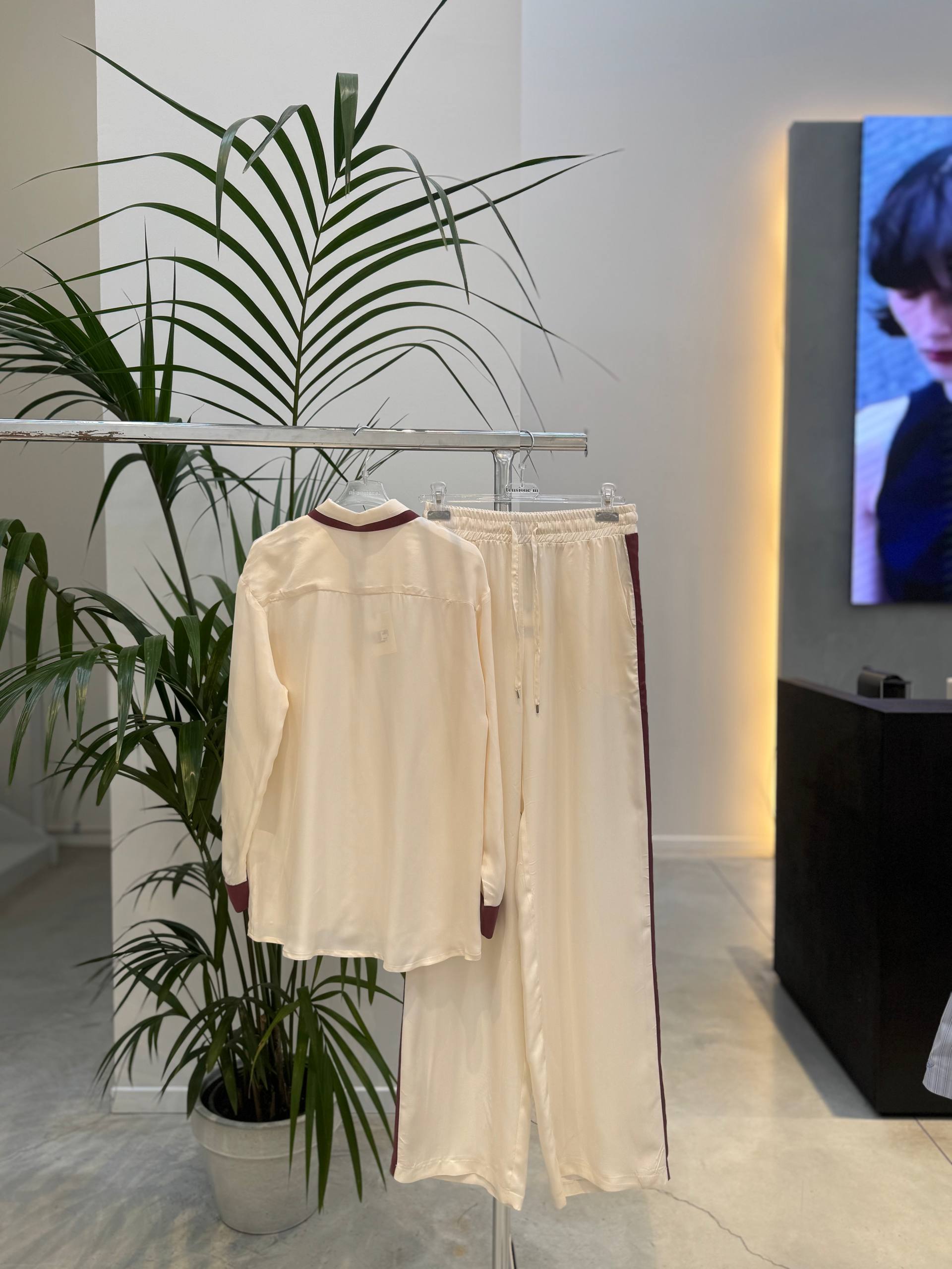 Фото Tensione in