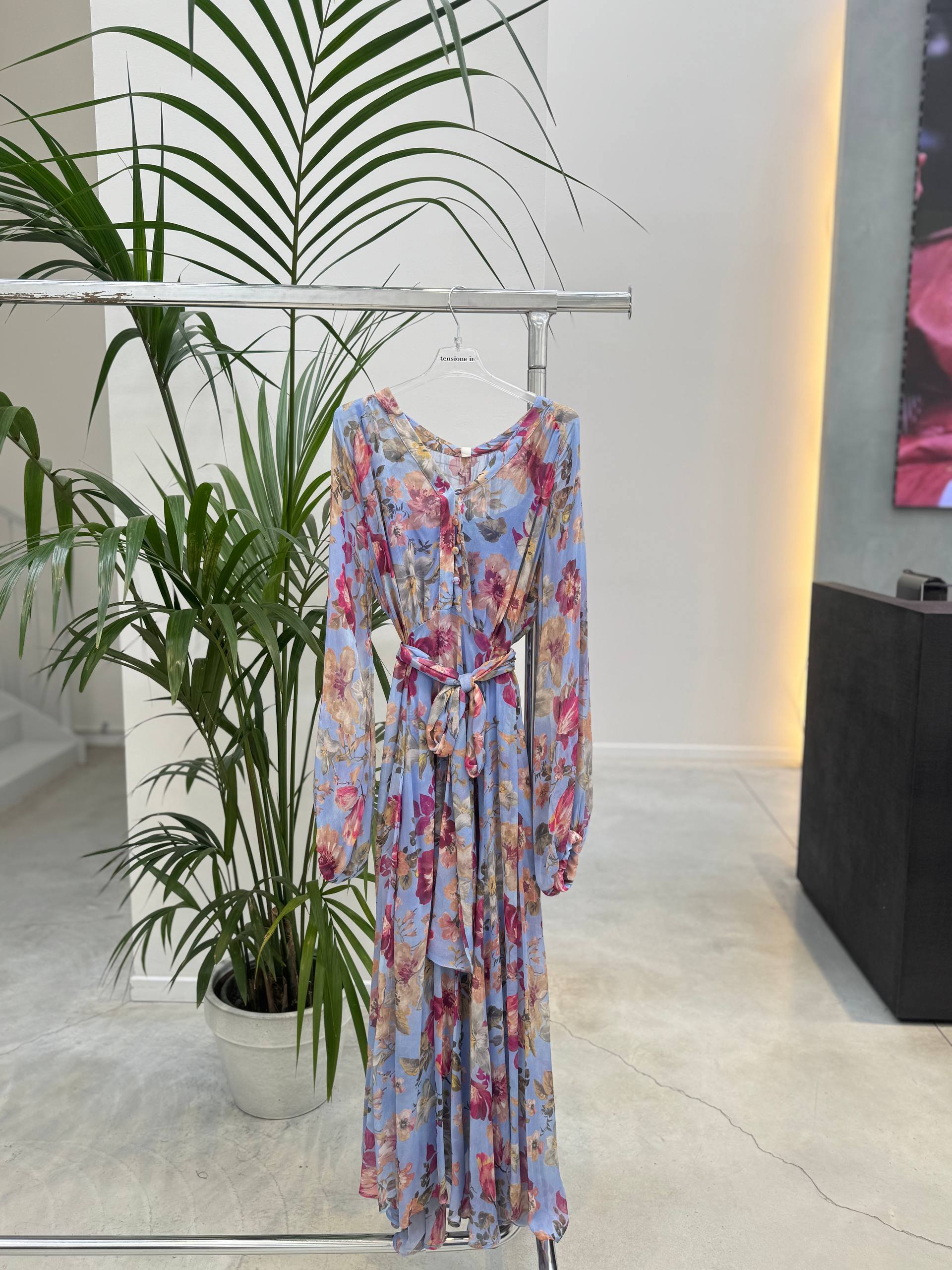 Фото Tensione in