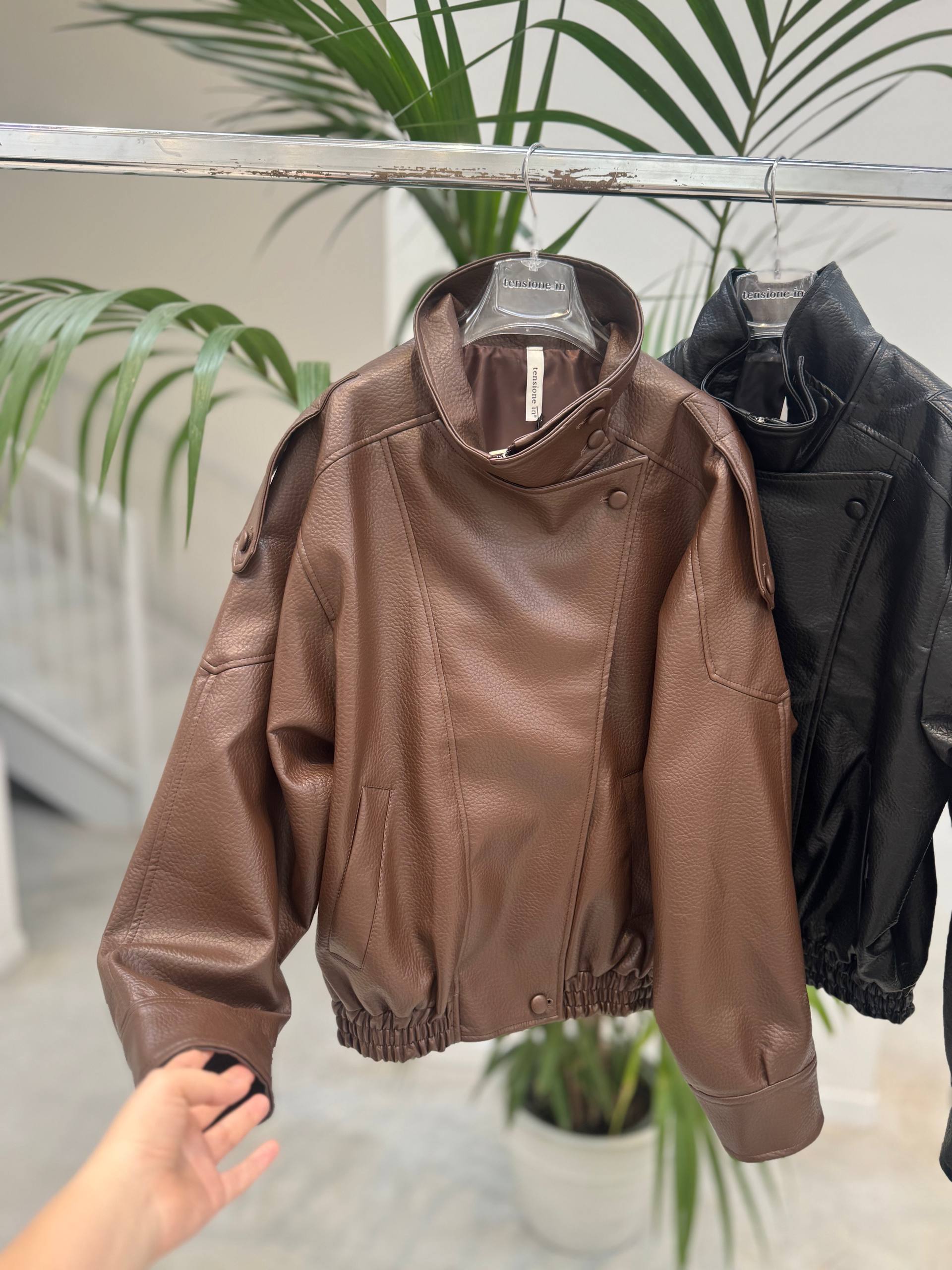 Фото Tensione in