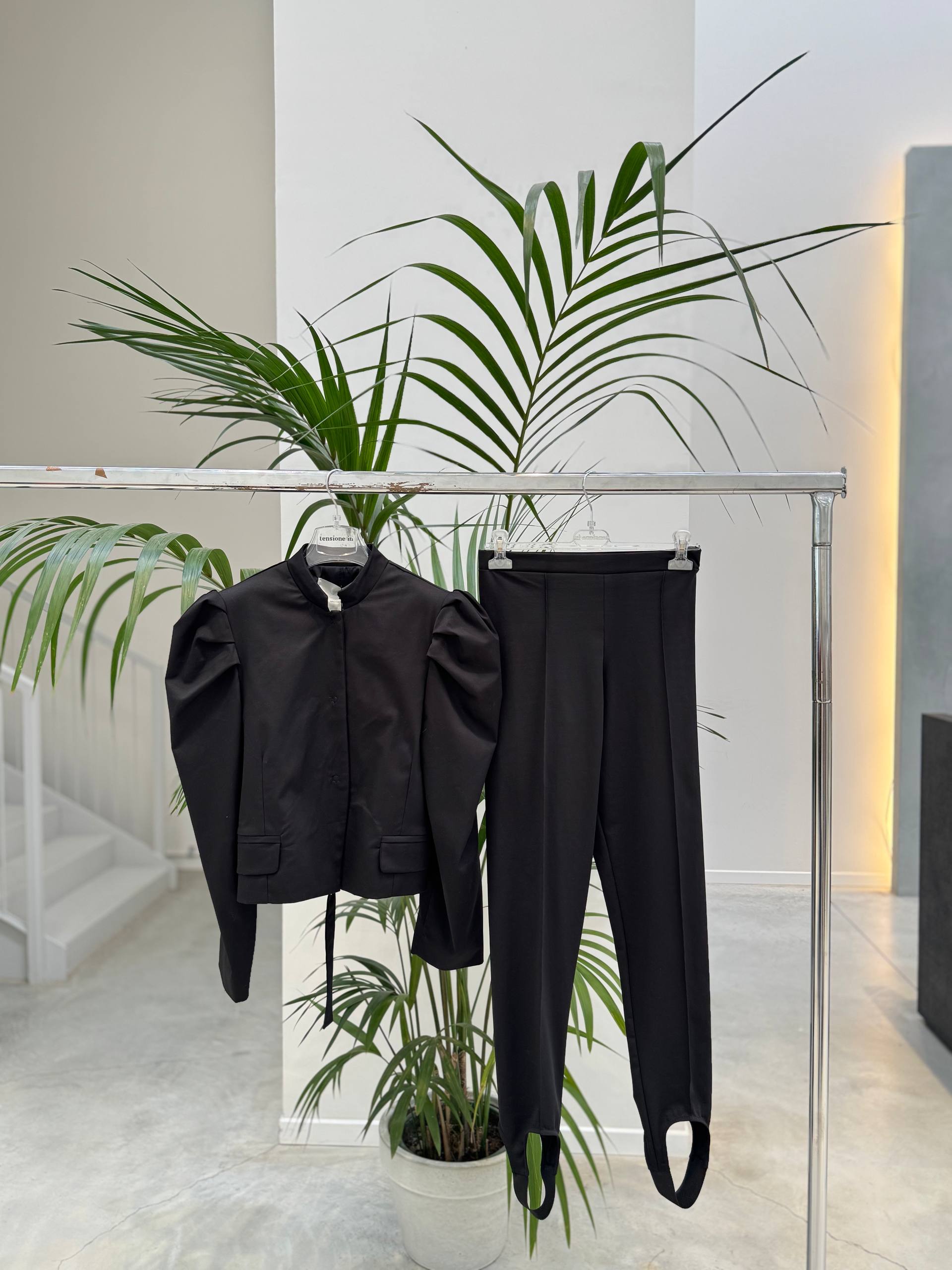 Фото Tensione in