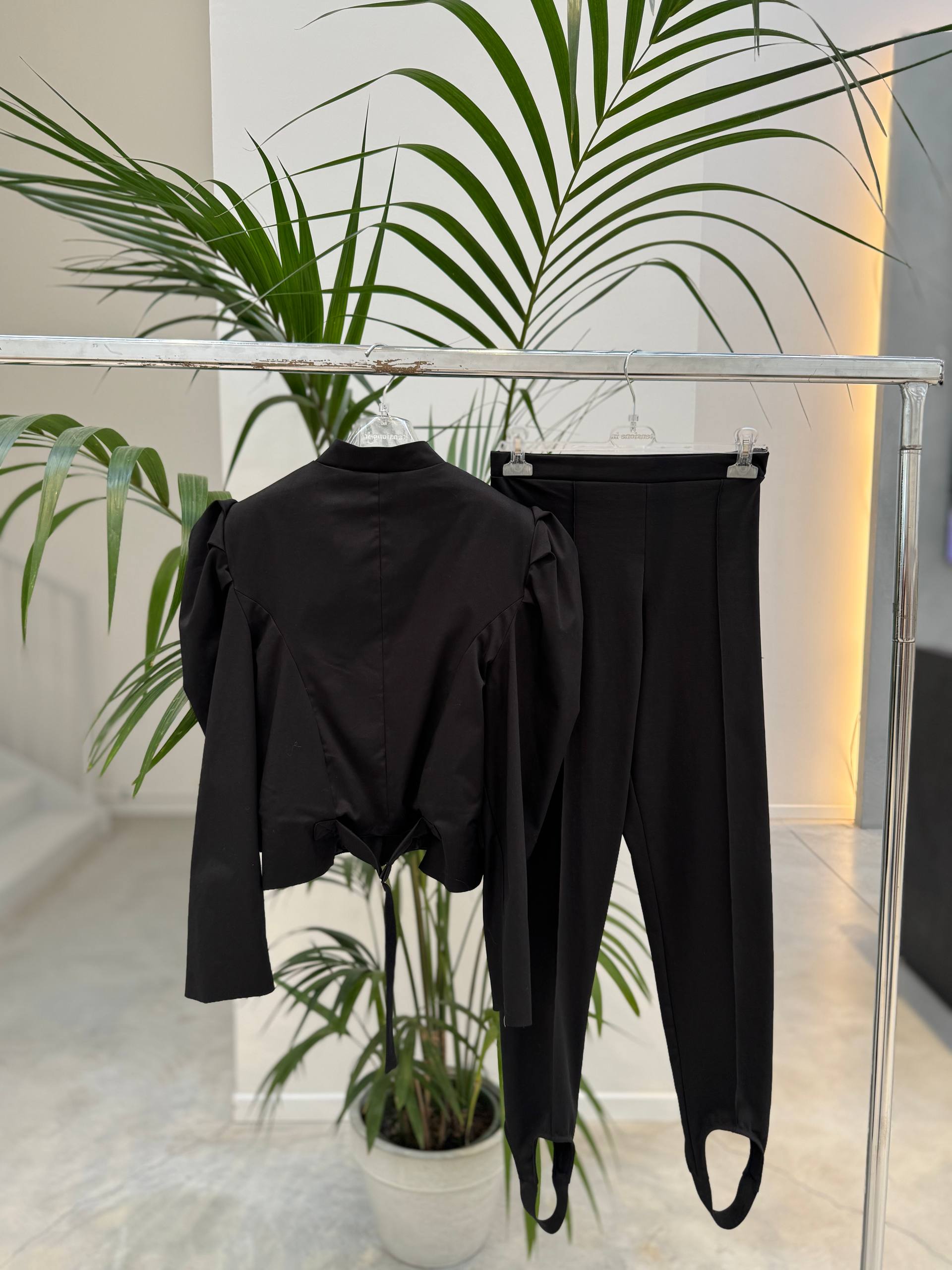 Фото Tensione in