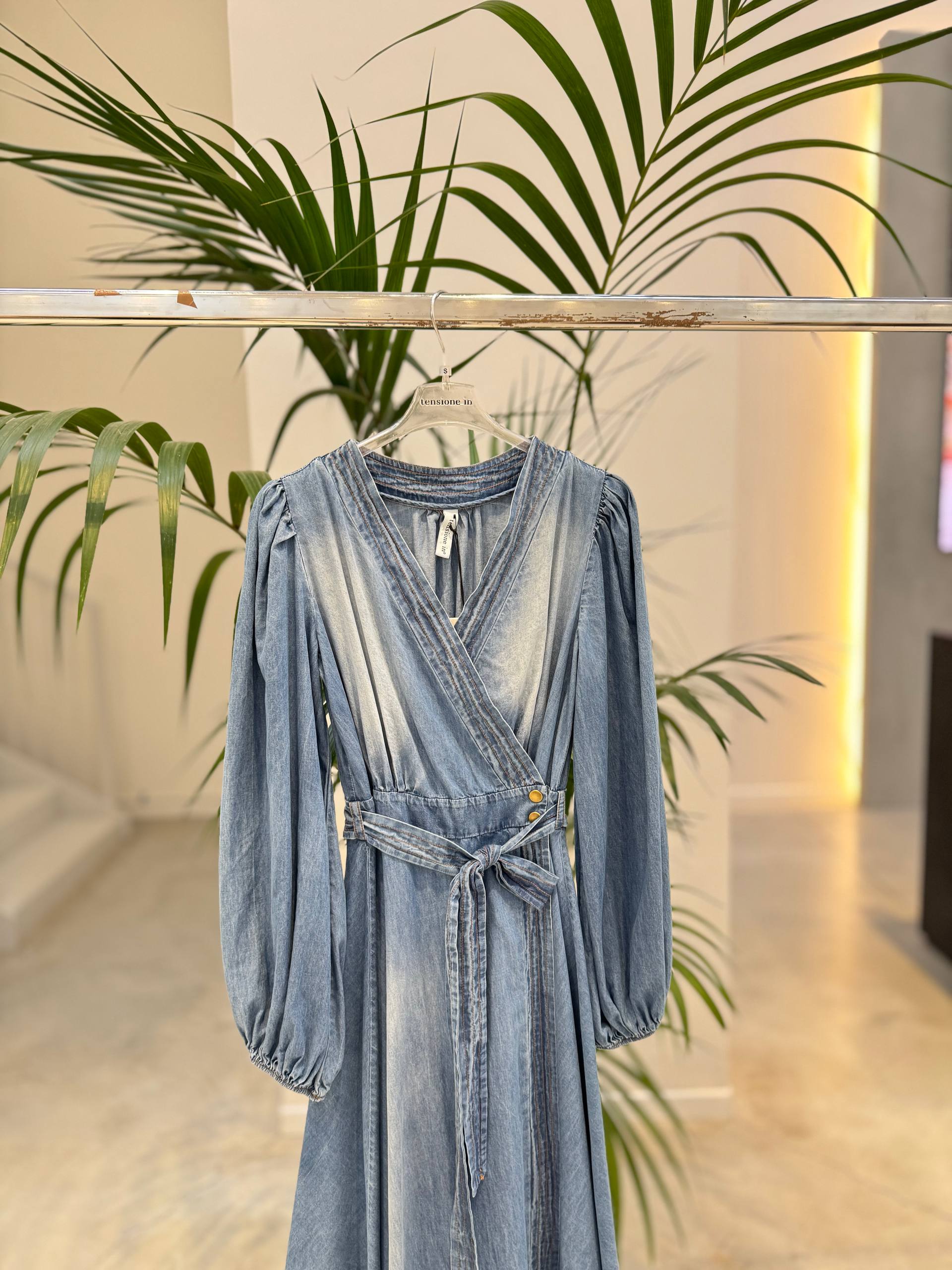 Фото Tensione in