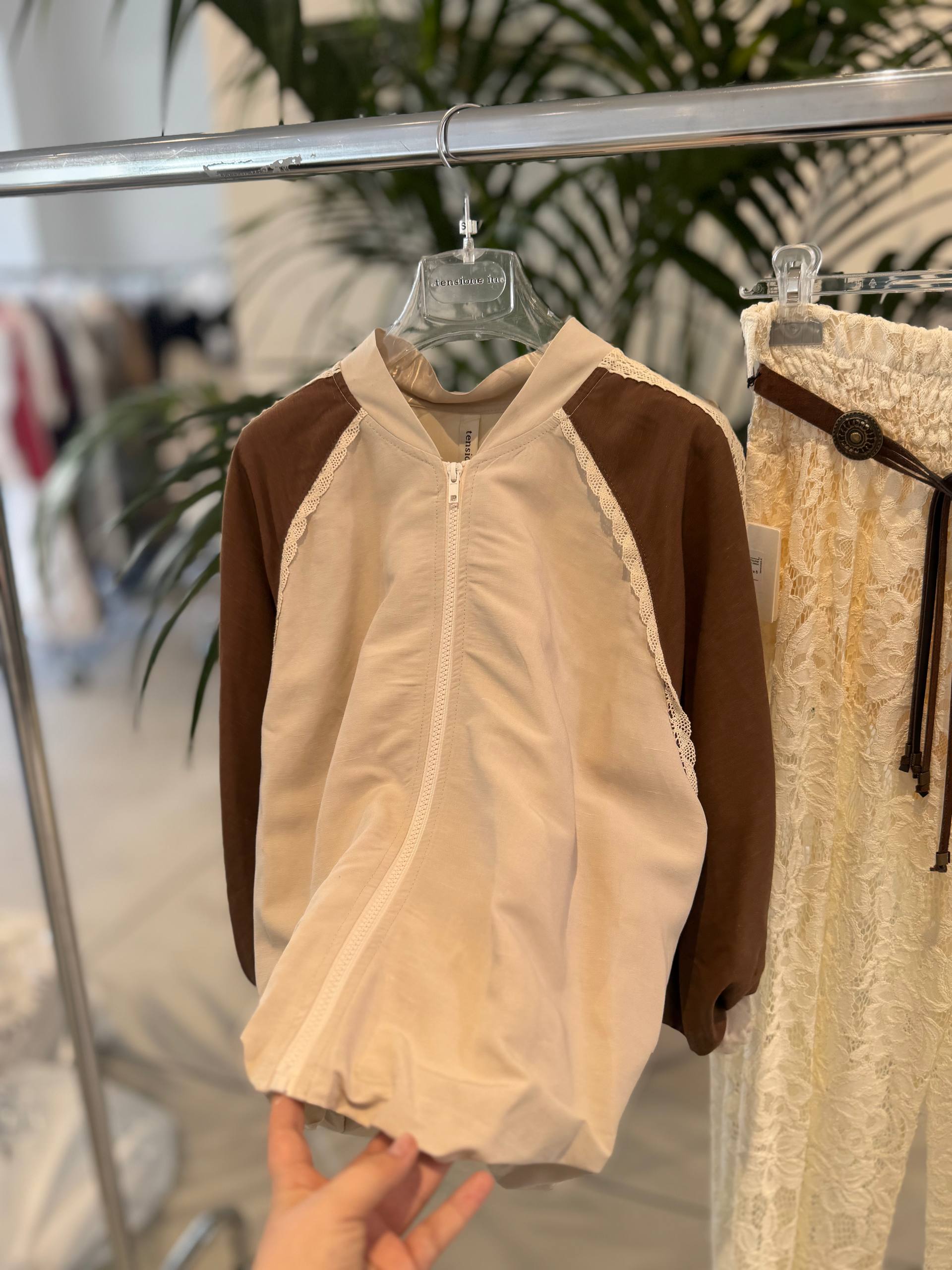 Фото Tensione in