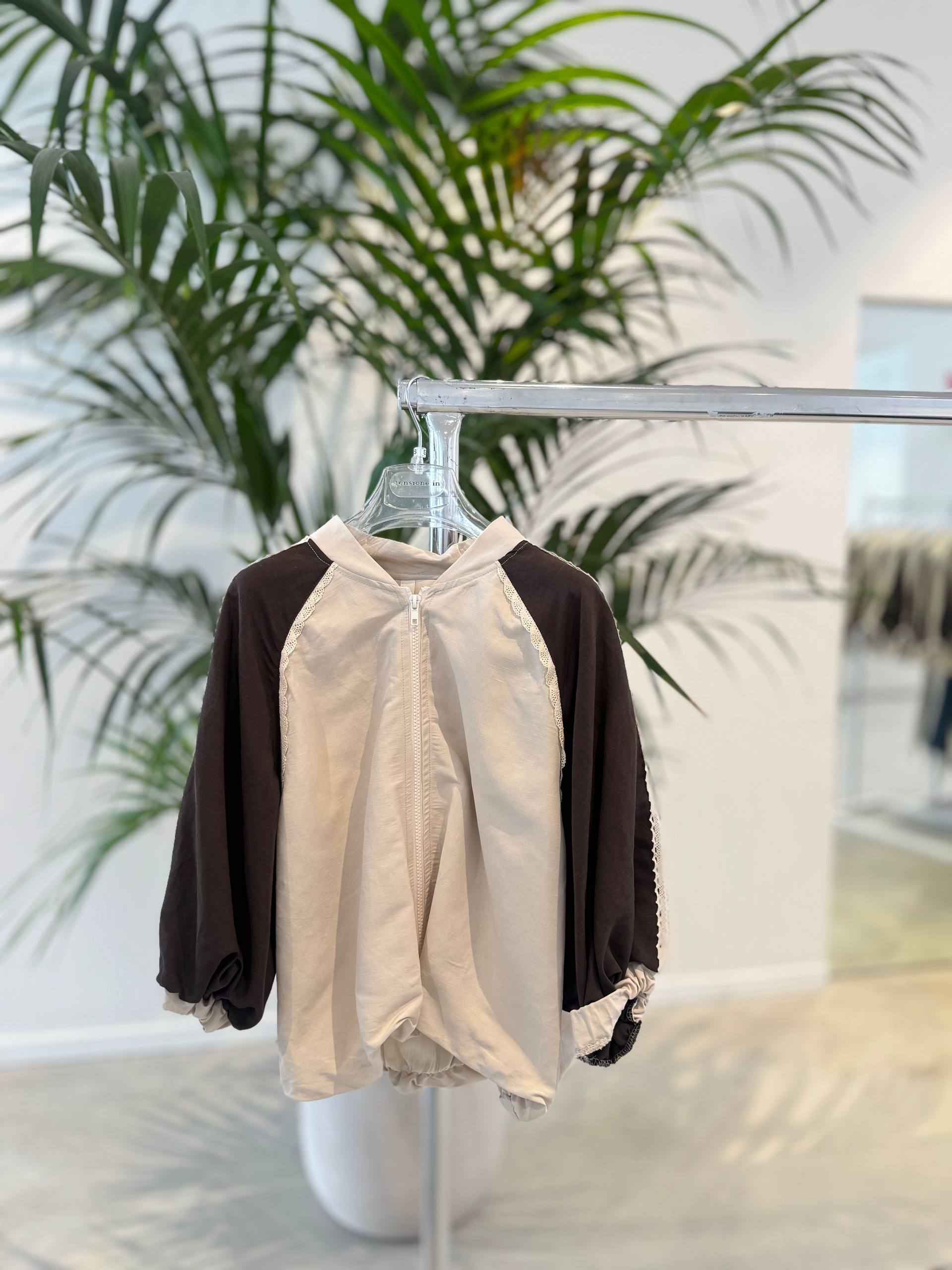 Фото Tensione in