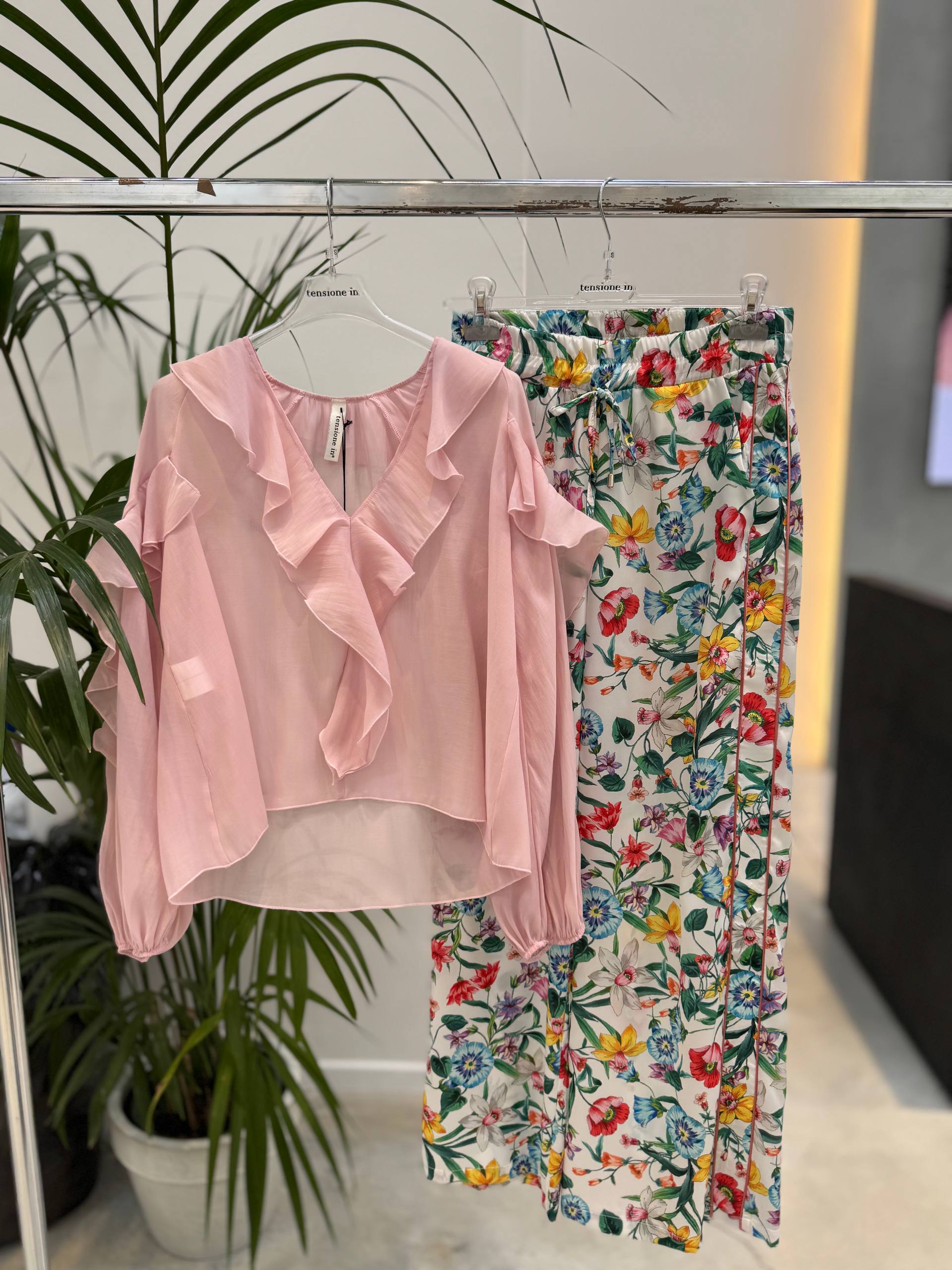 Фото Tensione in