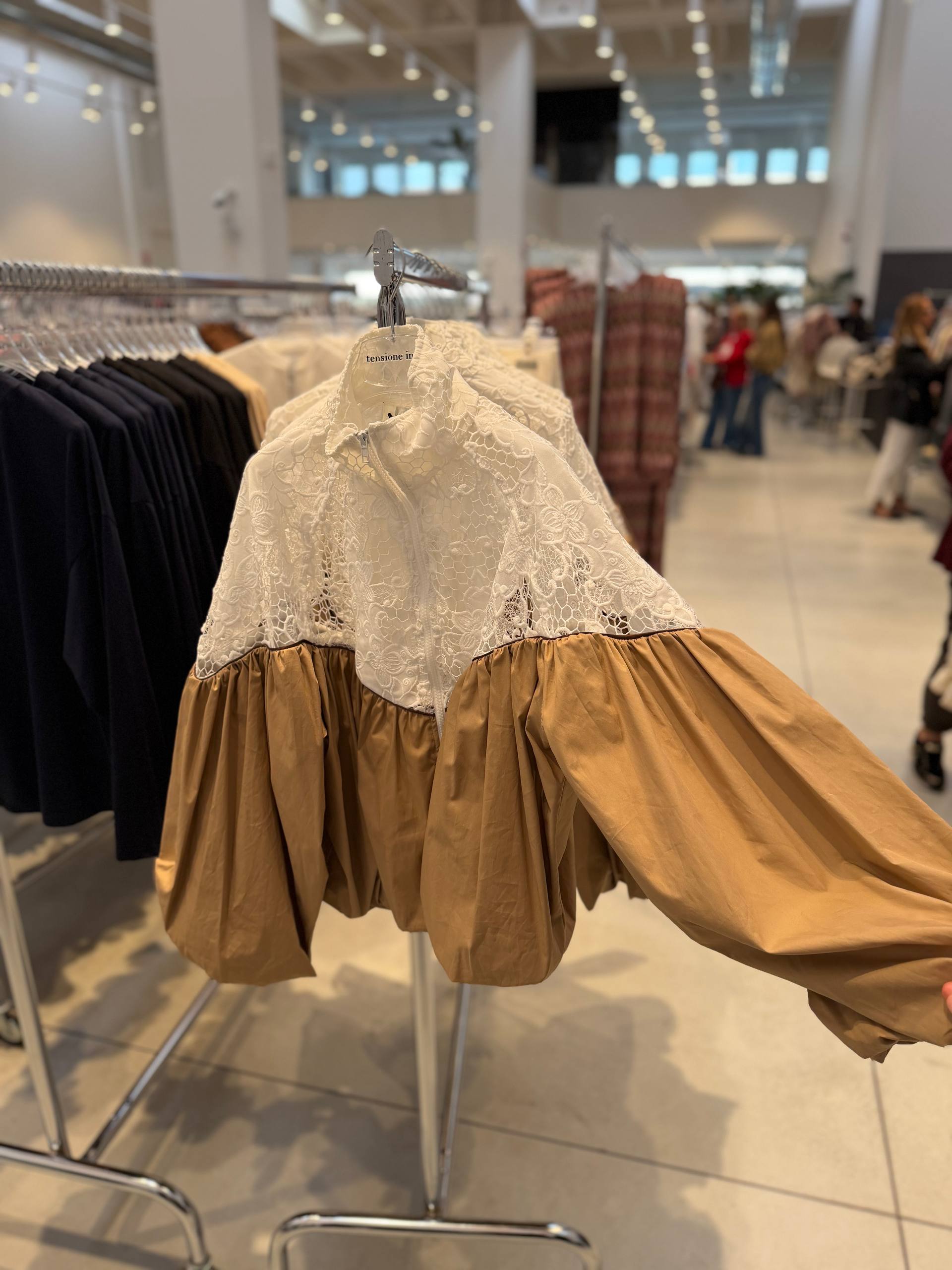 Фото Tensione in