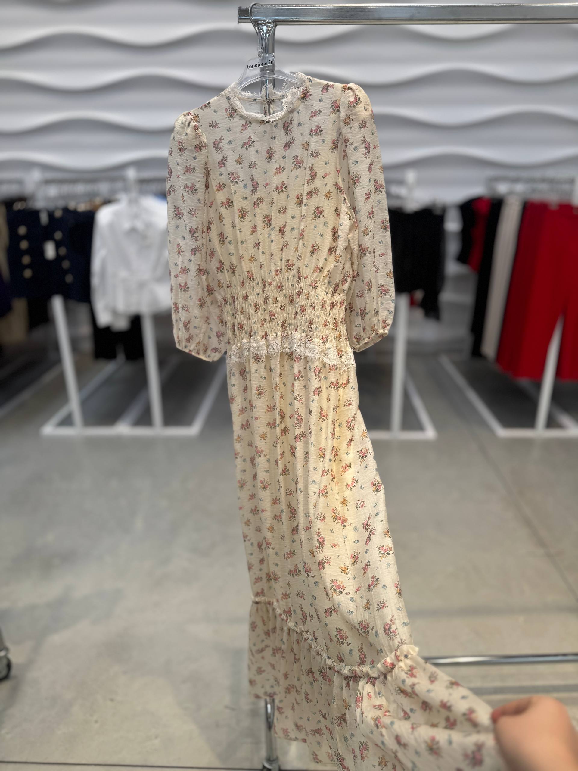 Фото Tensione in