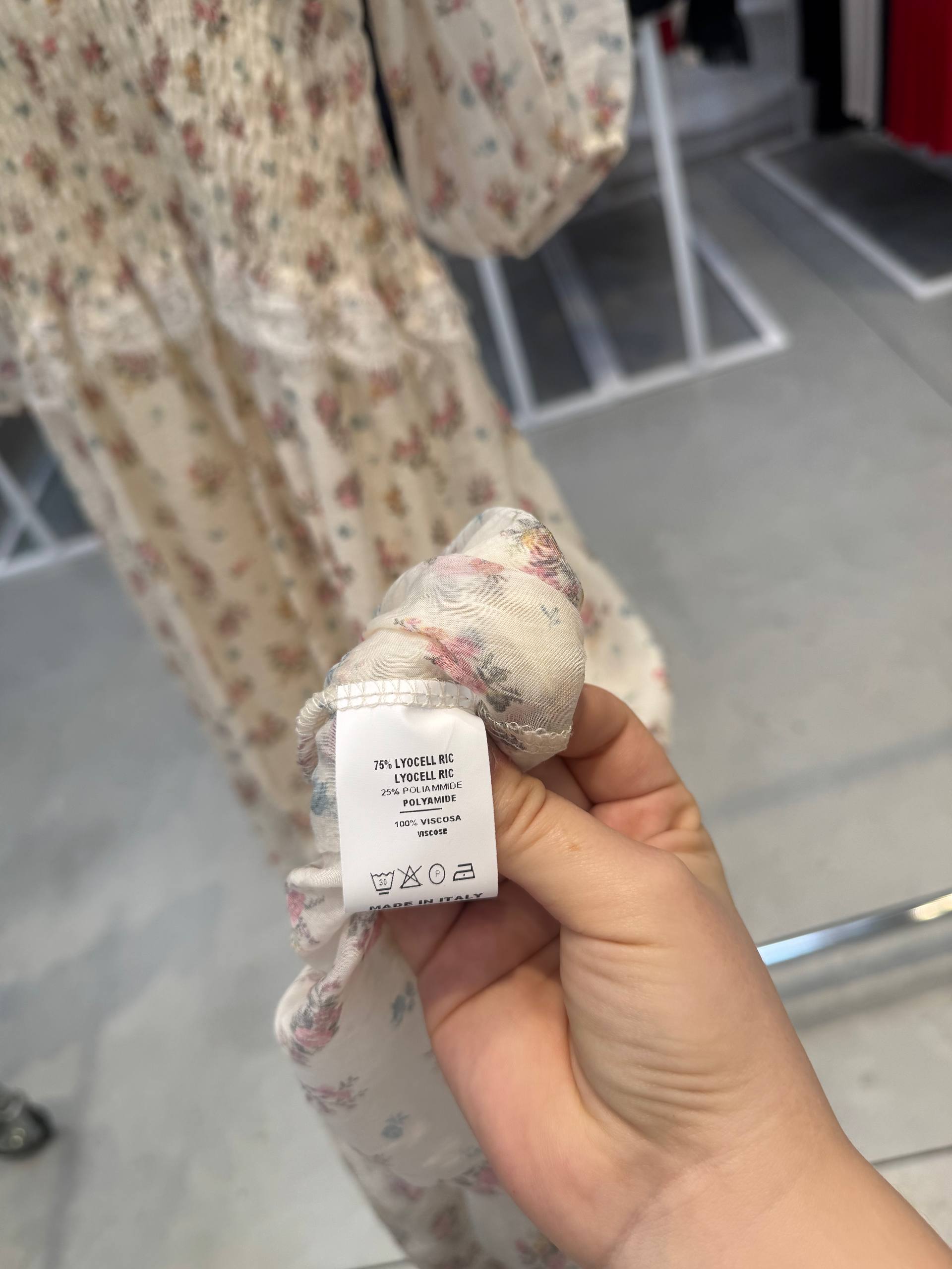 Фото Tensione in