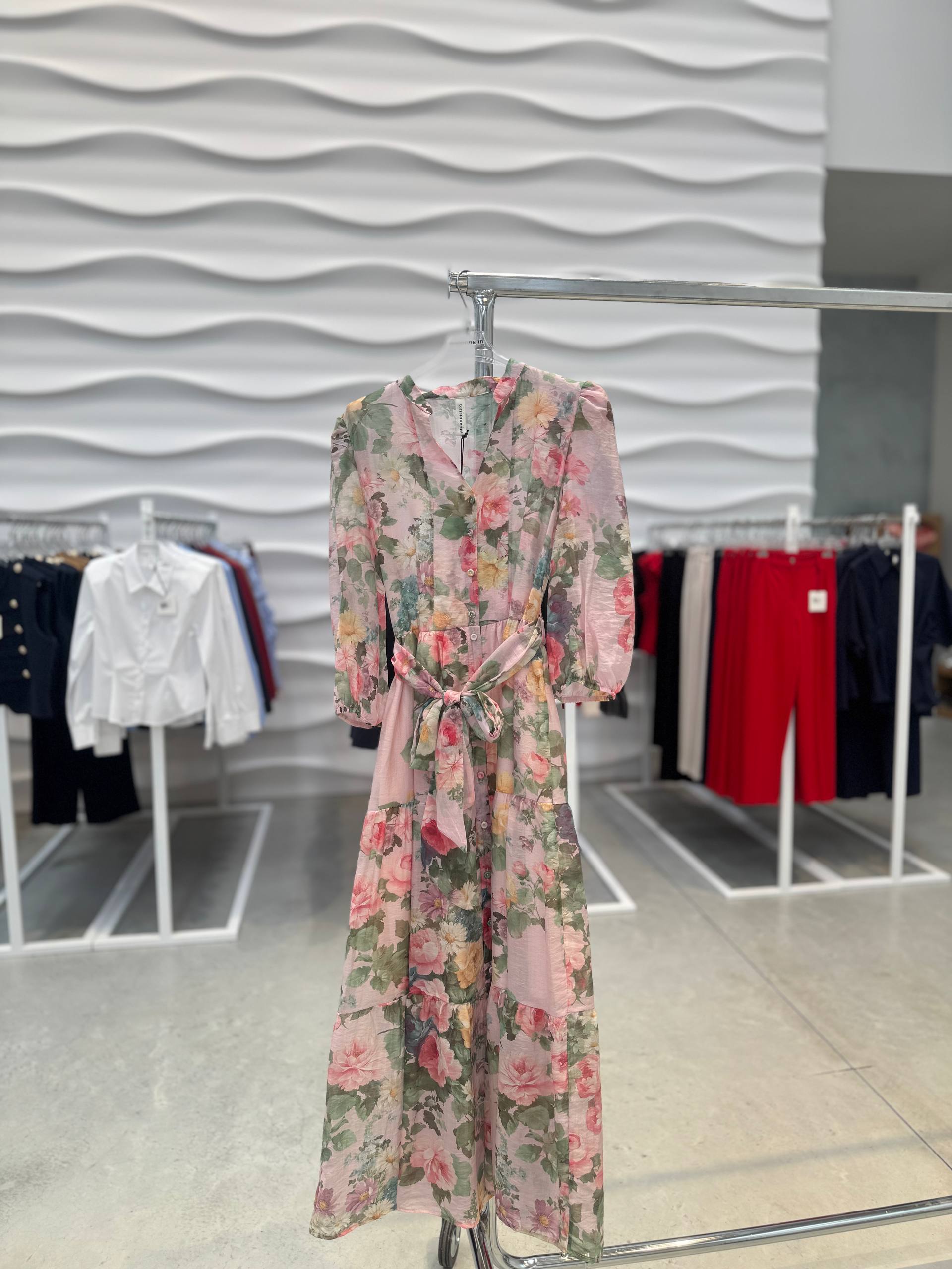 Фото Tensione in