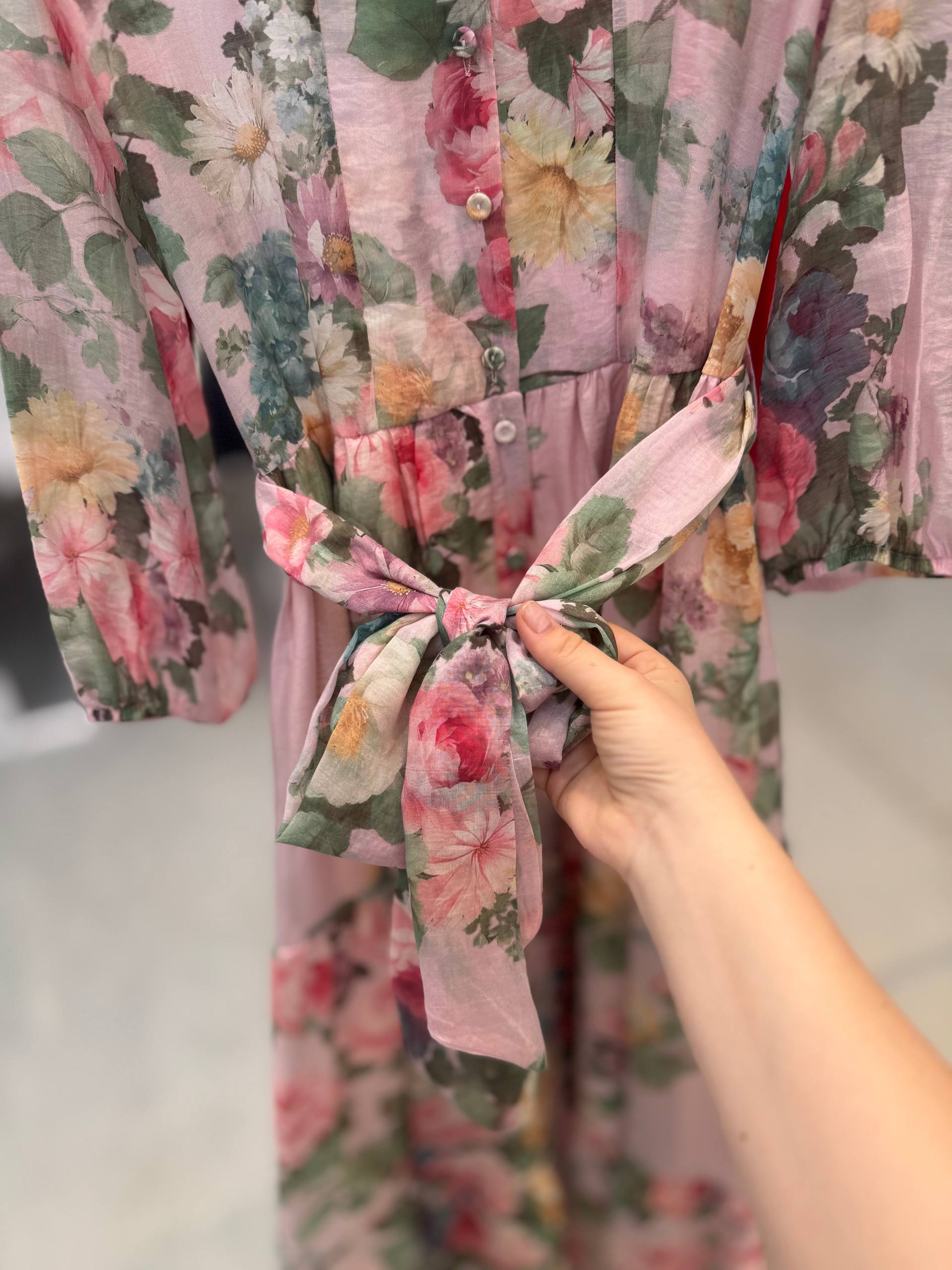 Фото Tensione in