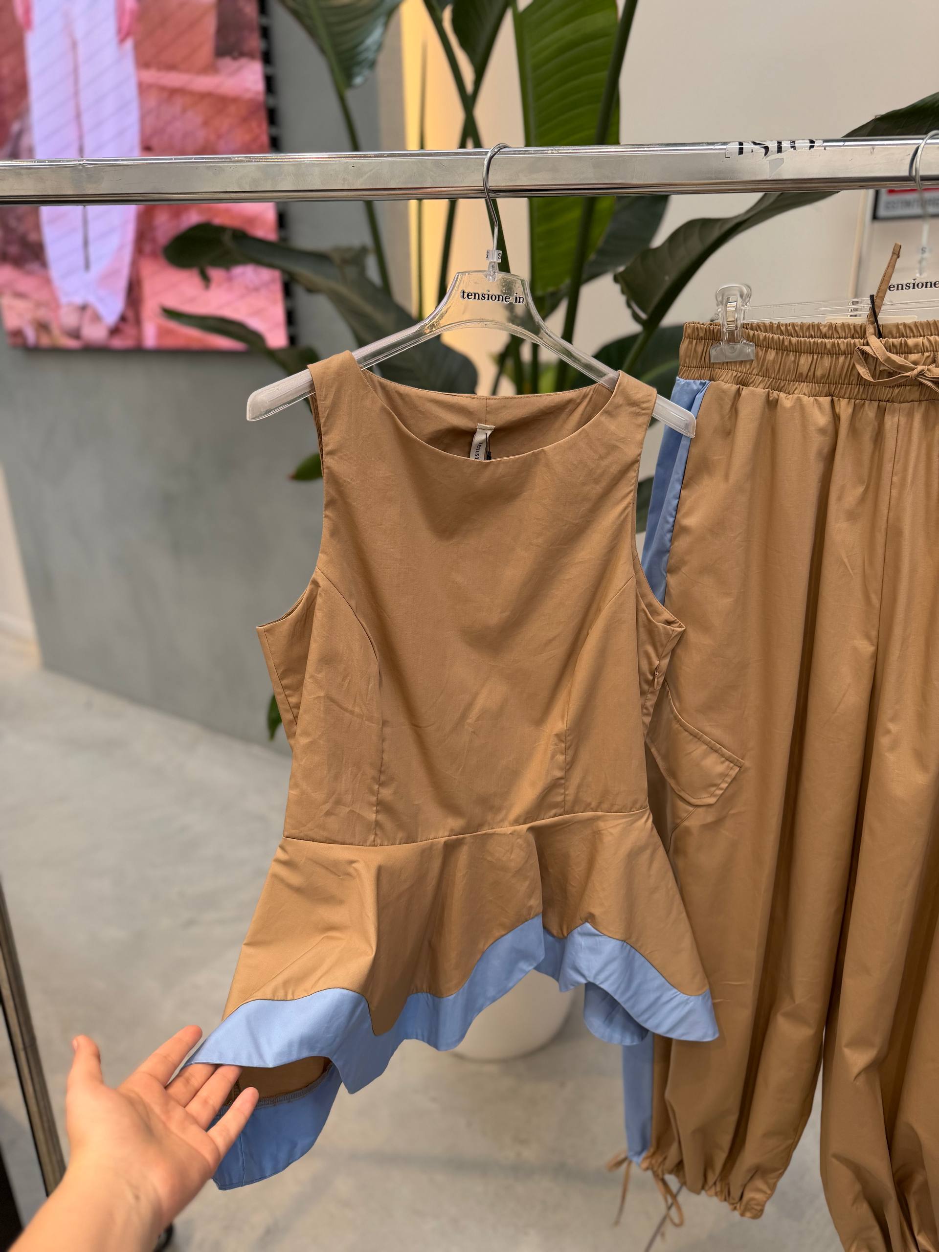 Фото Tensione in