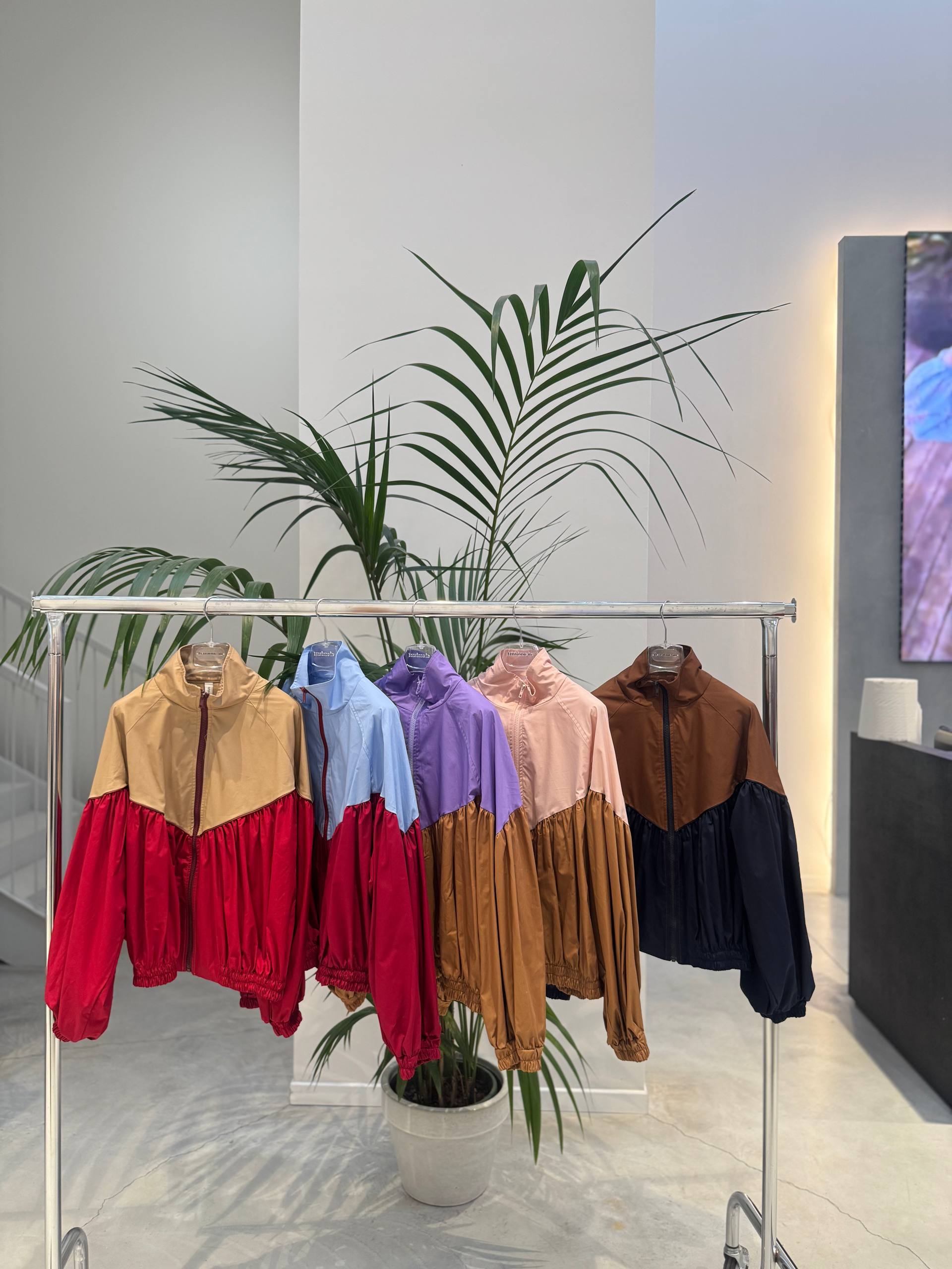 Фото Tensione in