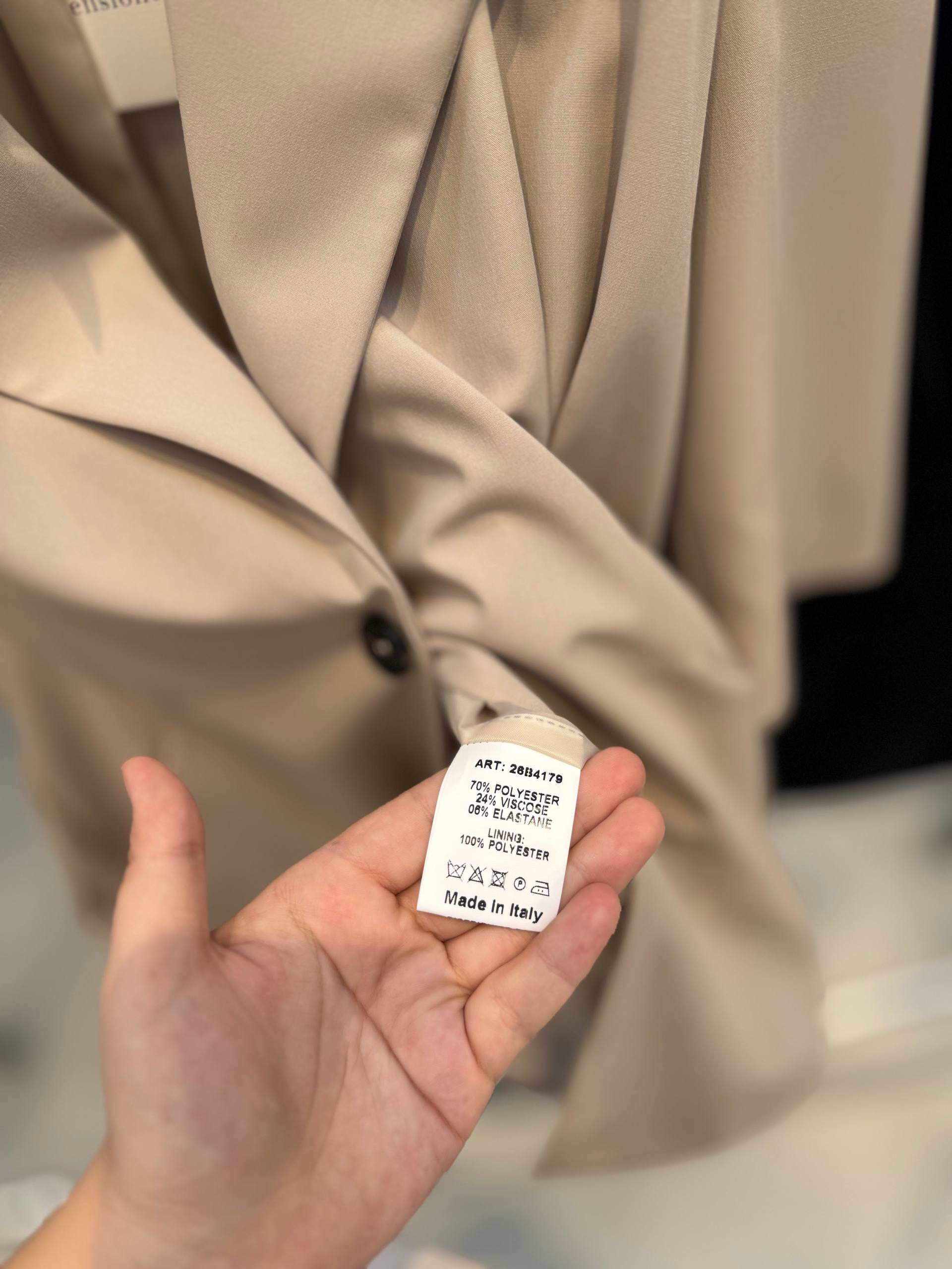 Фото Tensione in