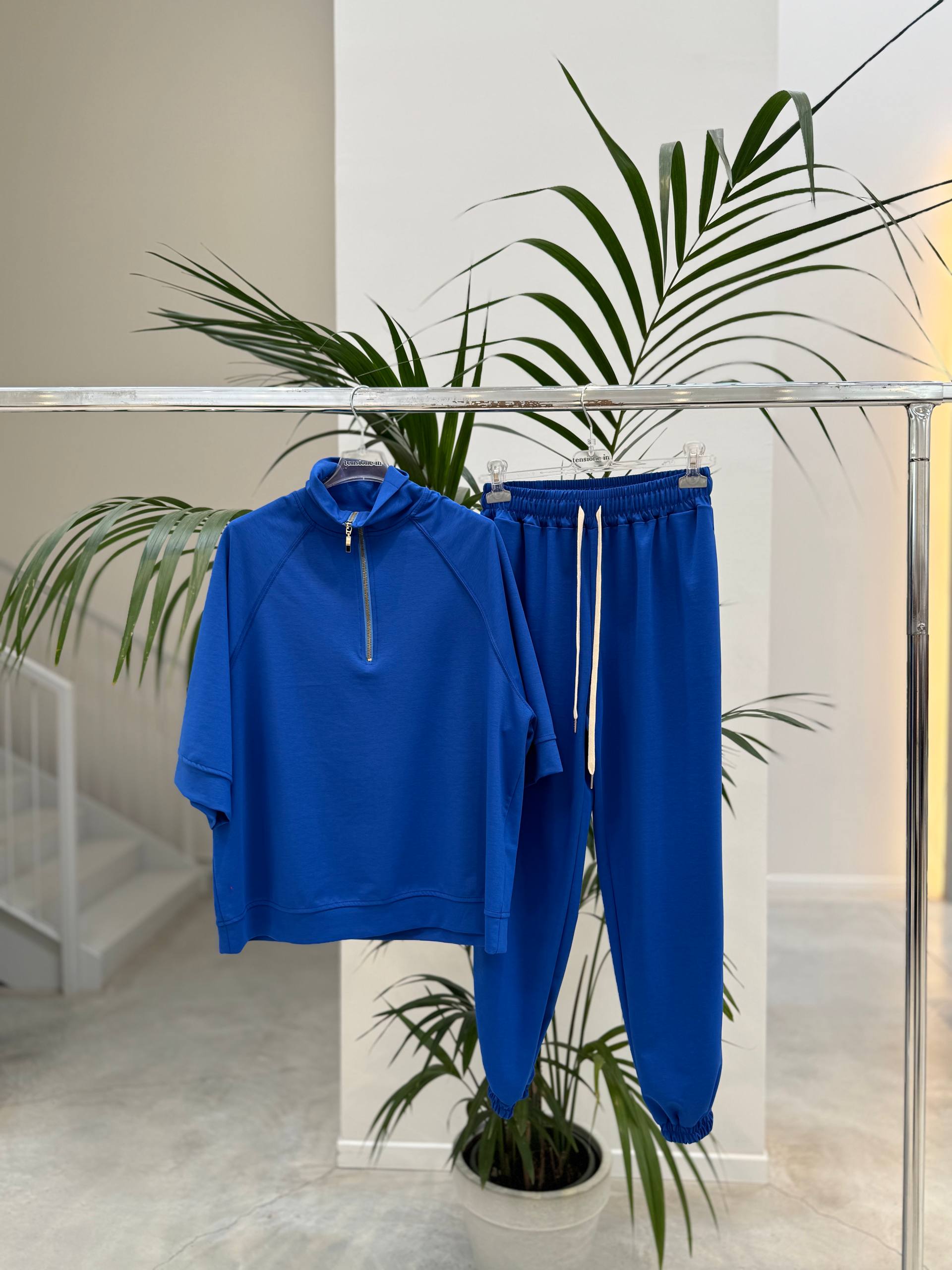 Фото Tensione in