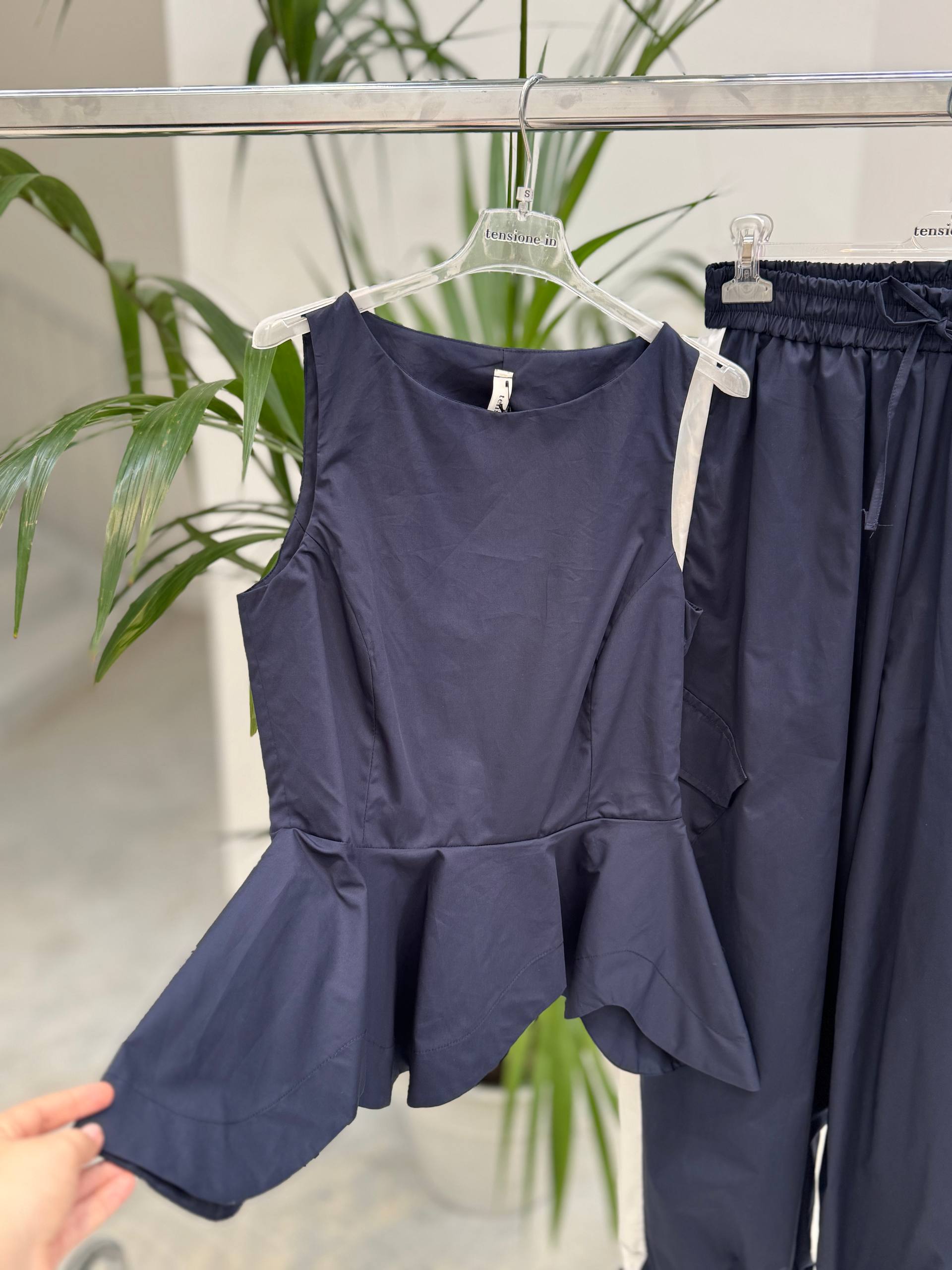 Фото Tensione in