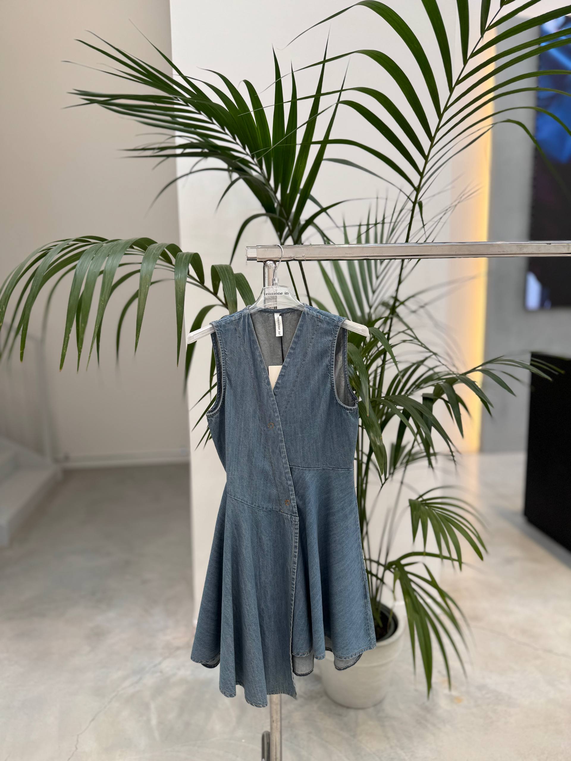 Фото Tensione in