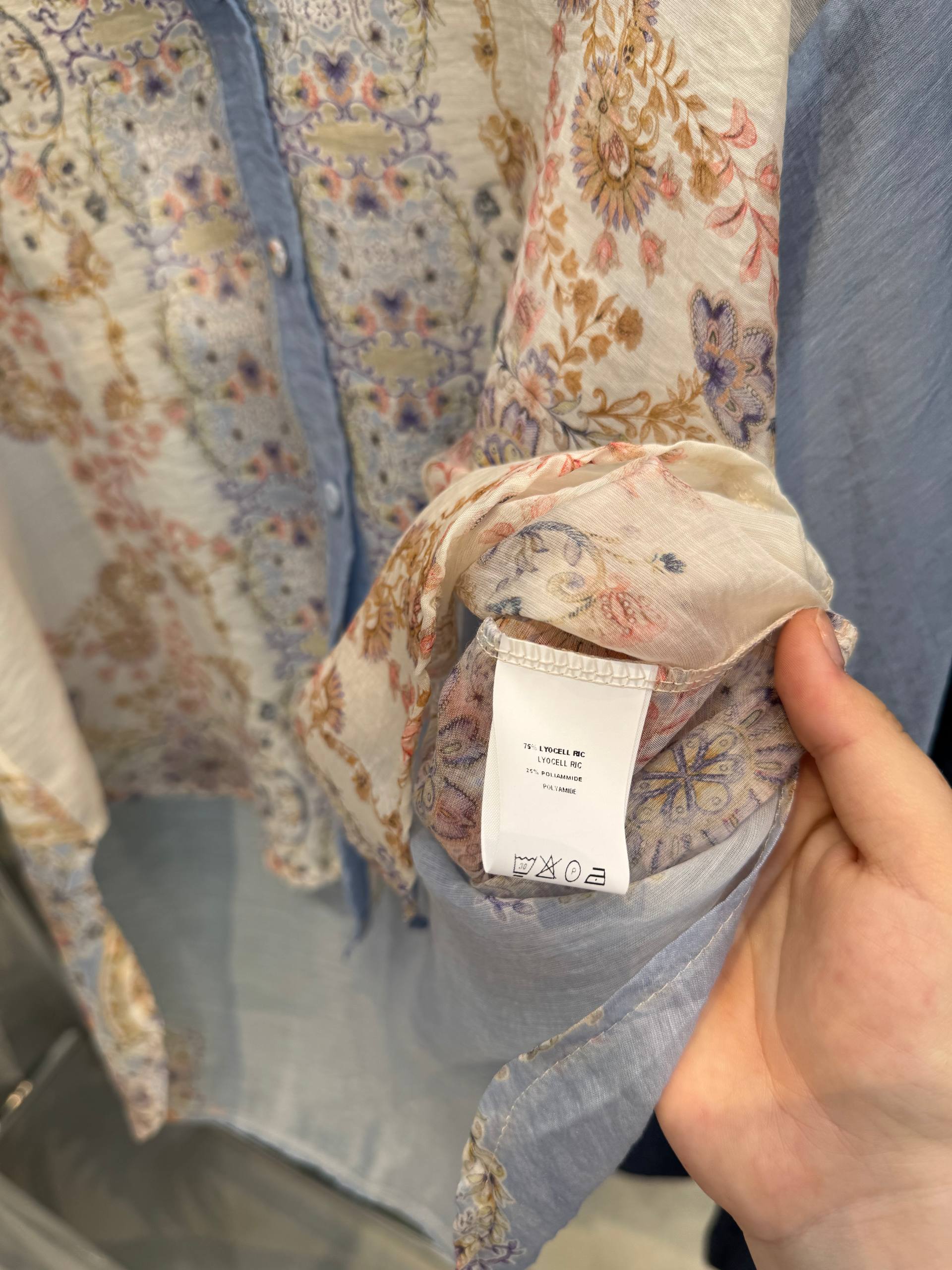 Фото Tensione in