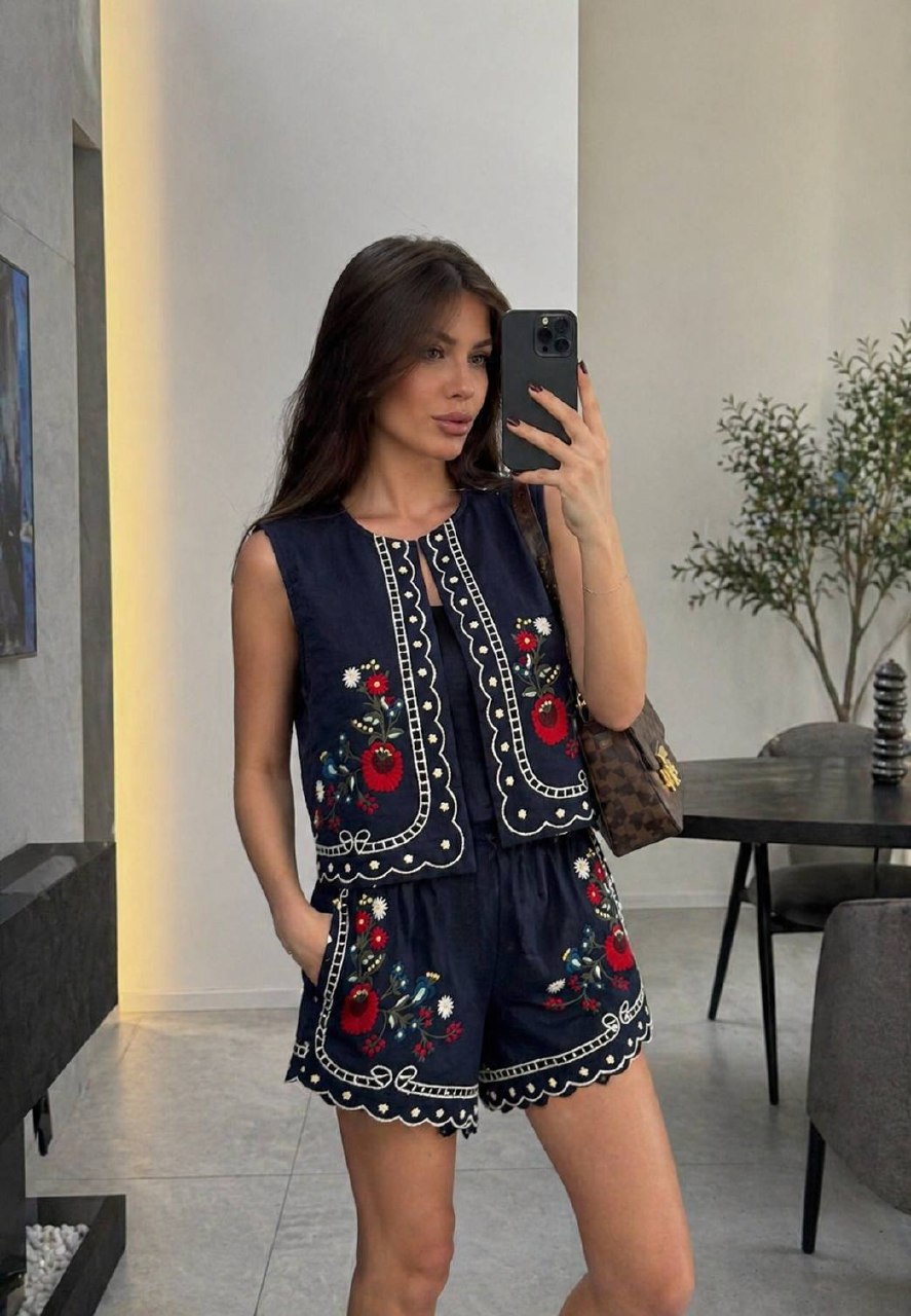 Фото Tensione in