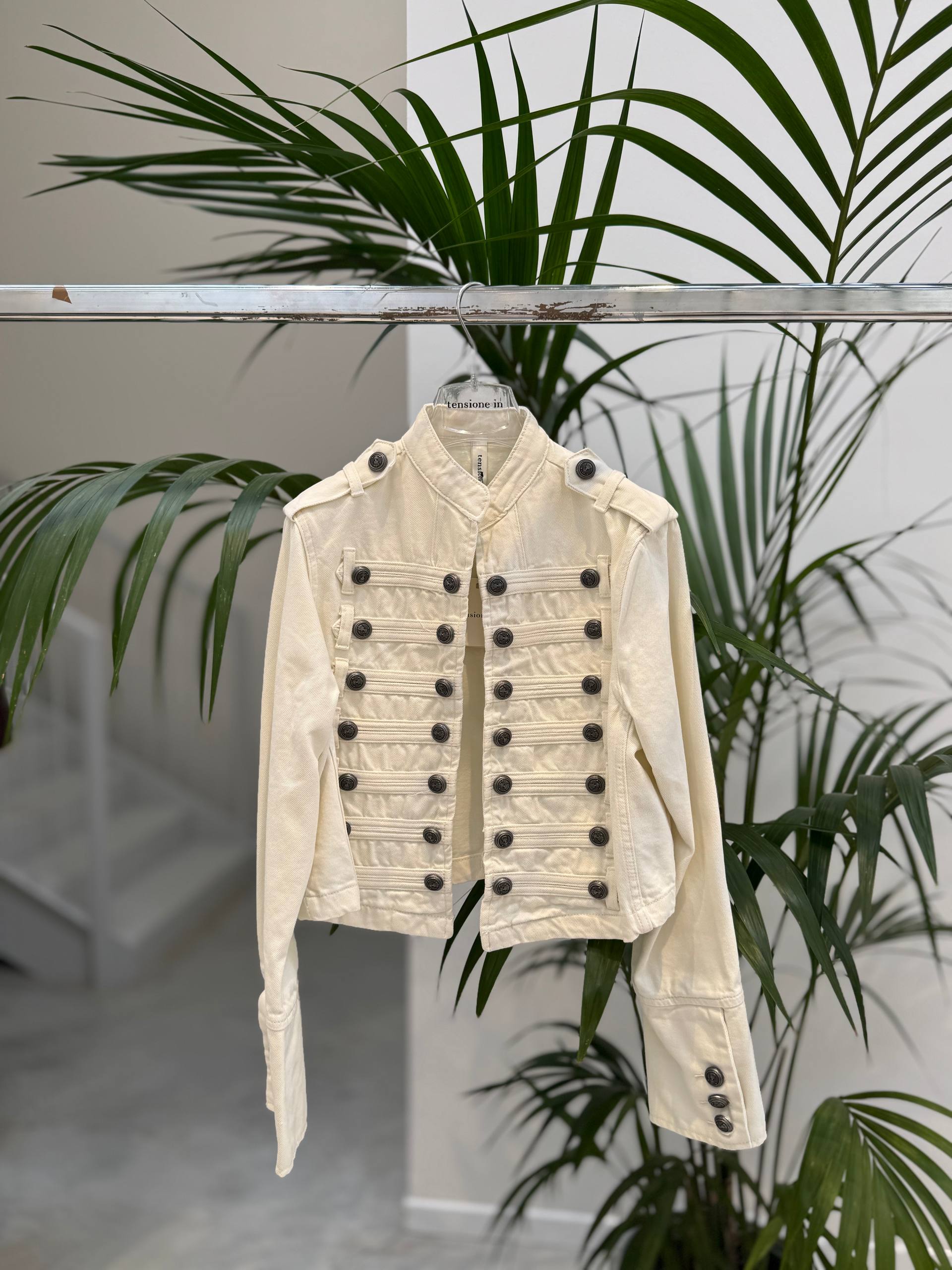 Фото Tensione in