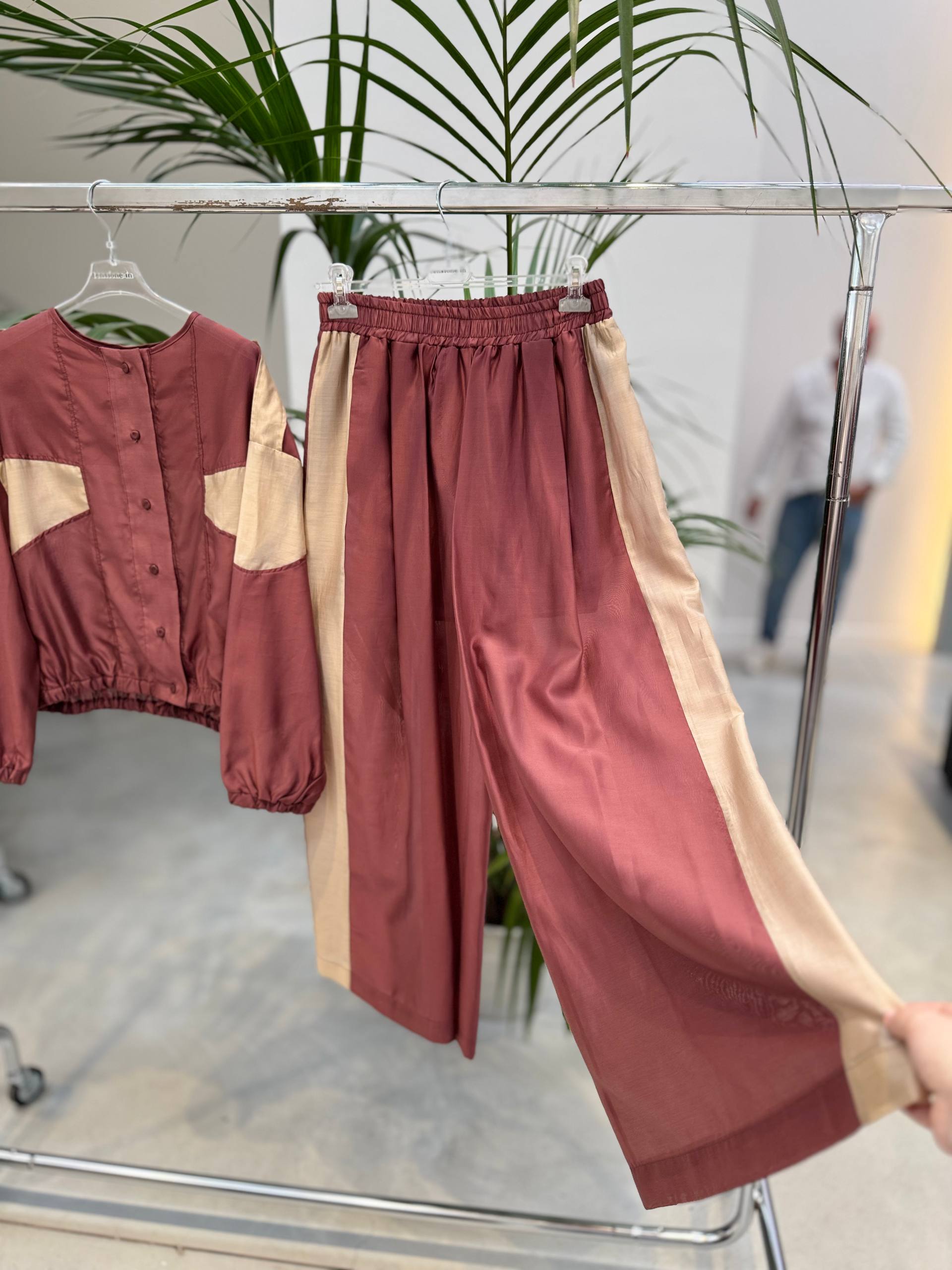 Фото Tensione in