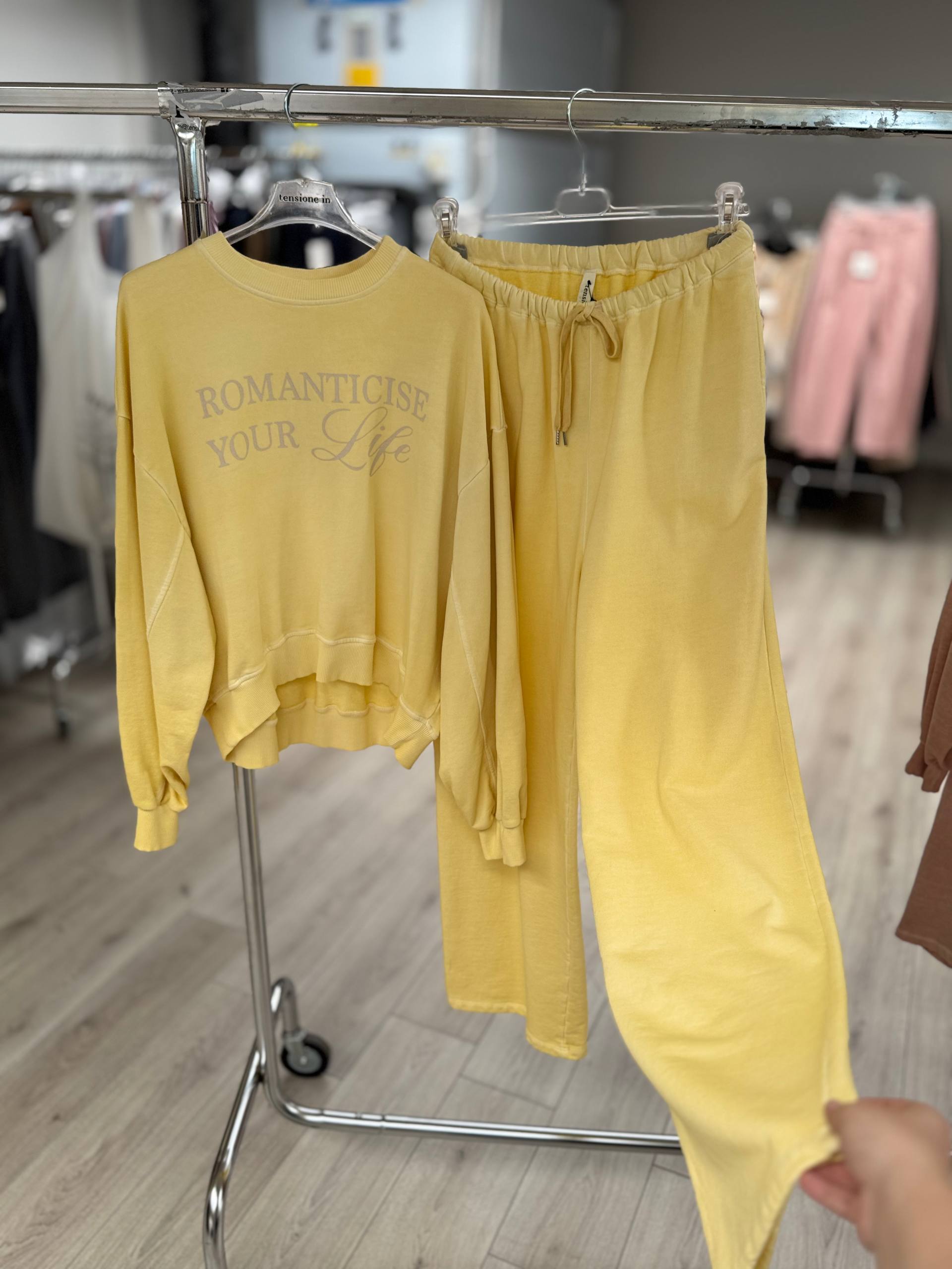 Фото Tensione in