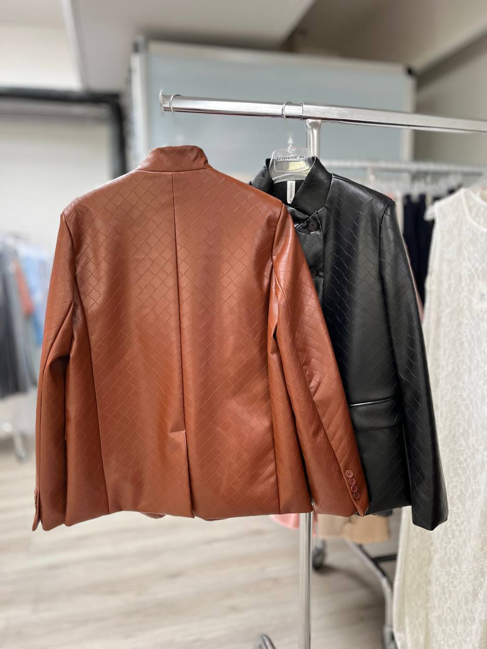 Фото Tensione in