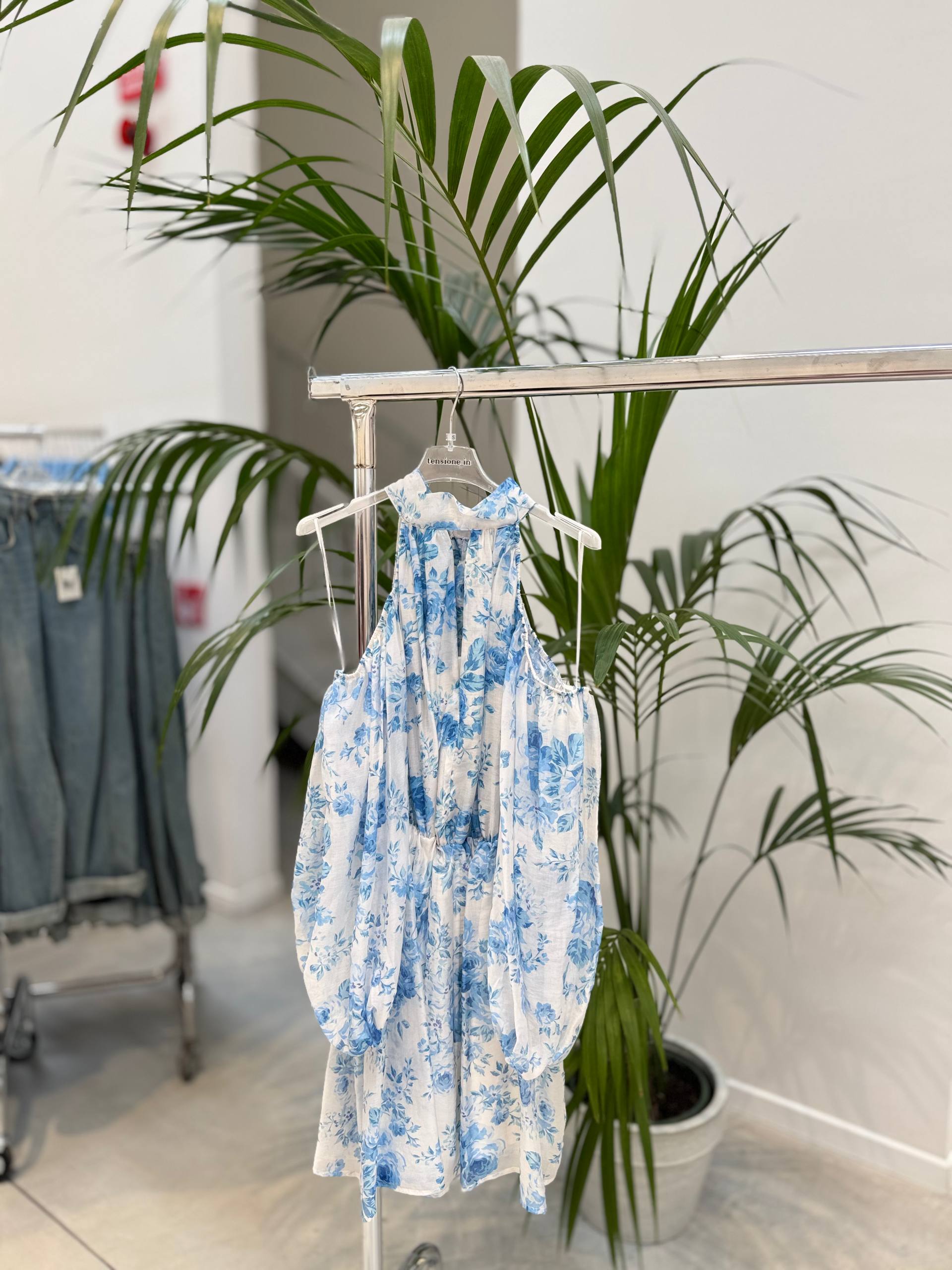 Фото Tensione in