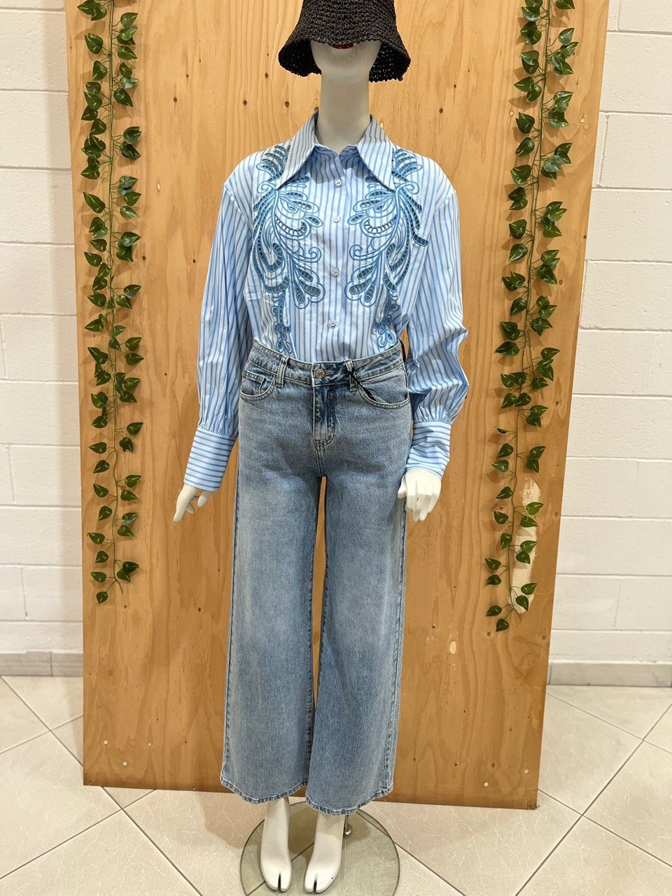 Фото Vanessa Scott