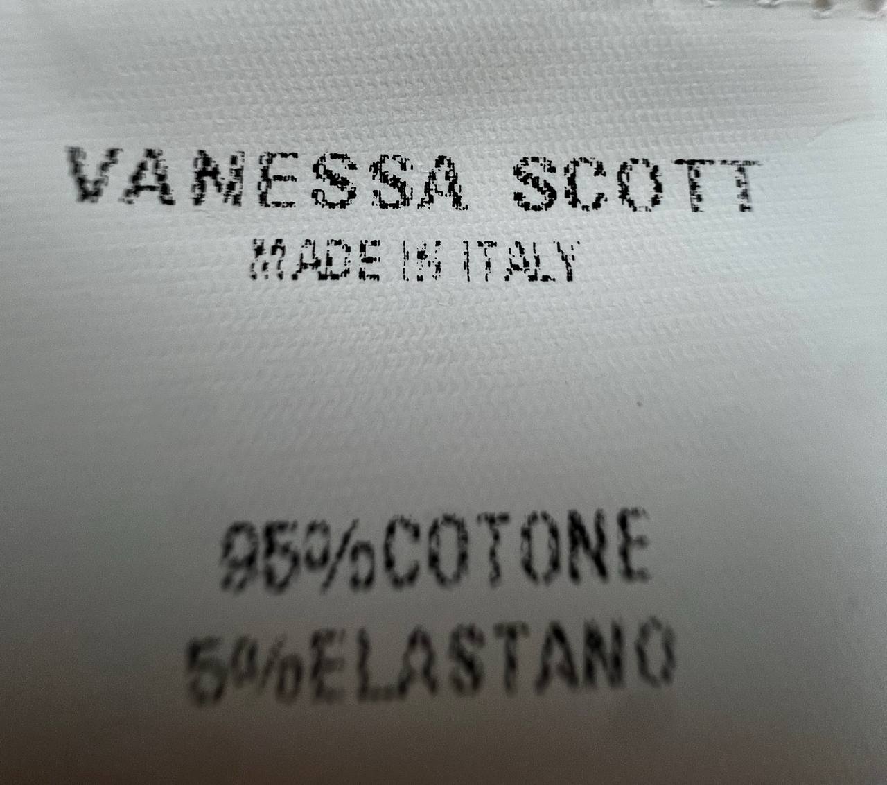 Фото Vanessa Scott