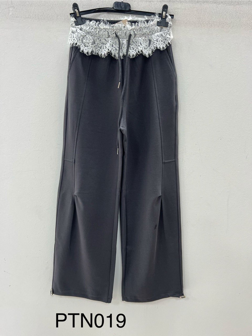 Фото Vanessa Scott