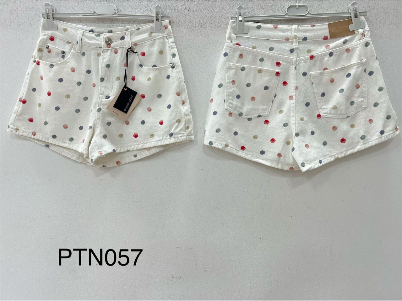 Фото Vanessa Scott