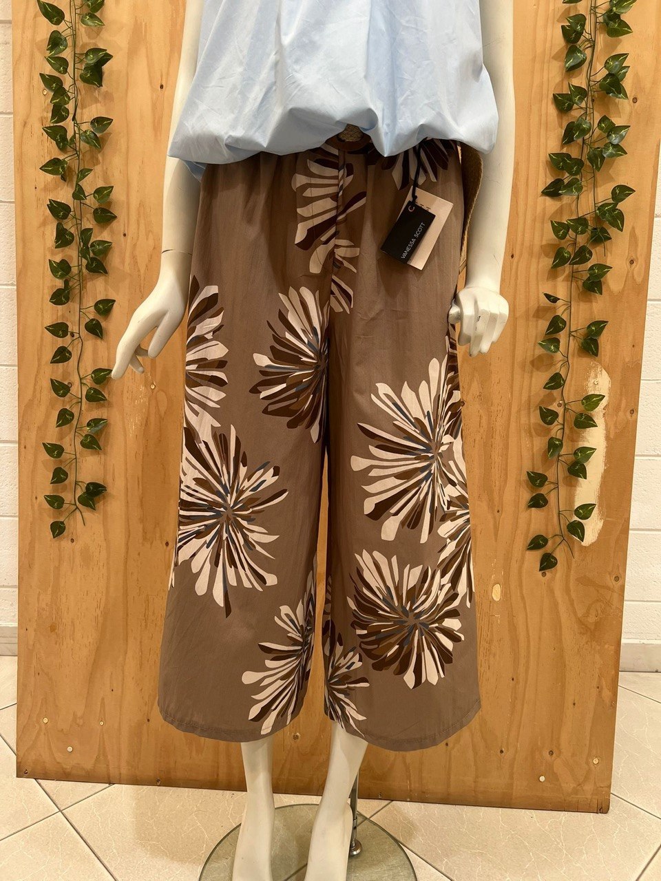 Фото Vanessa Scott